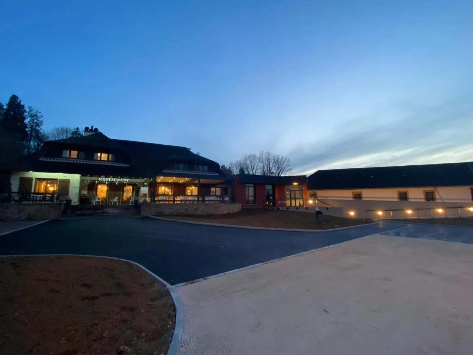 Property building in Relais Saint Michel