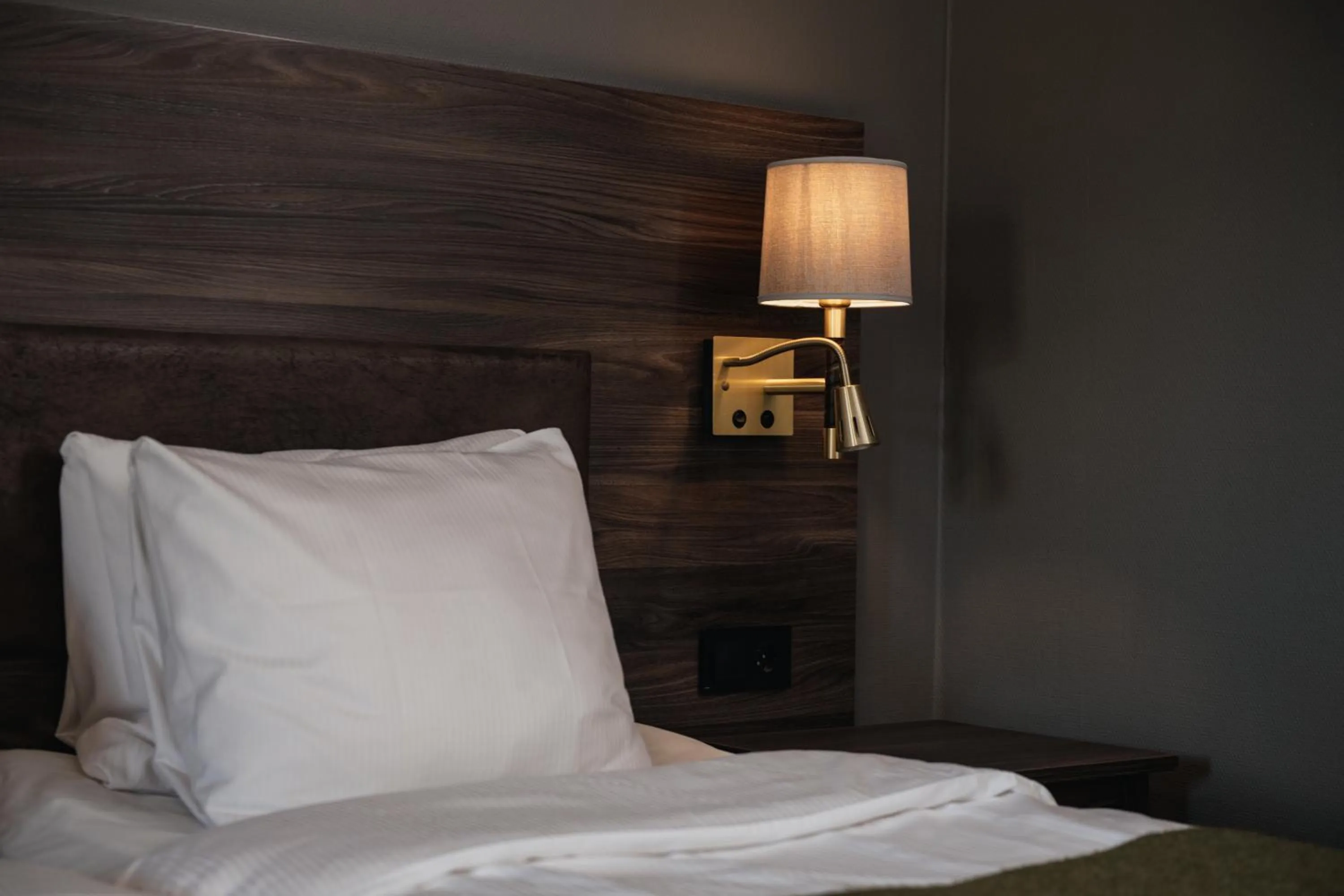 Bed in Home Hotel Uman