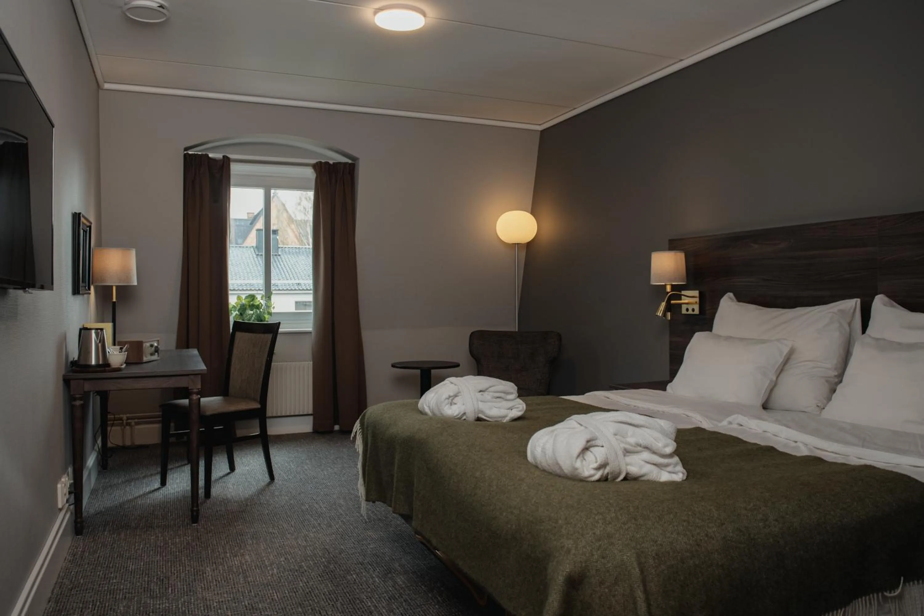 Photo of the whole room, Bed in Home Hotel Uman