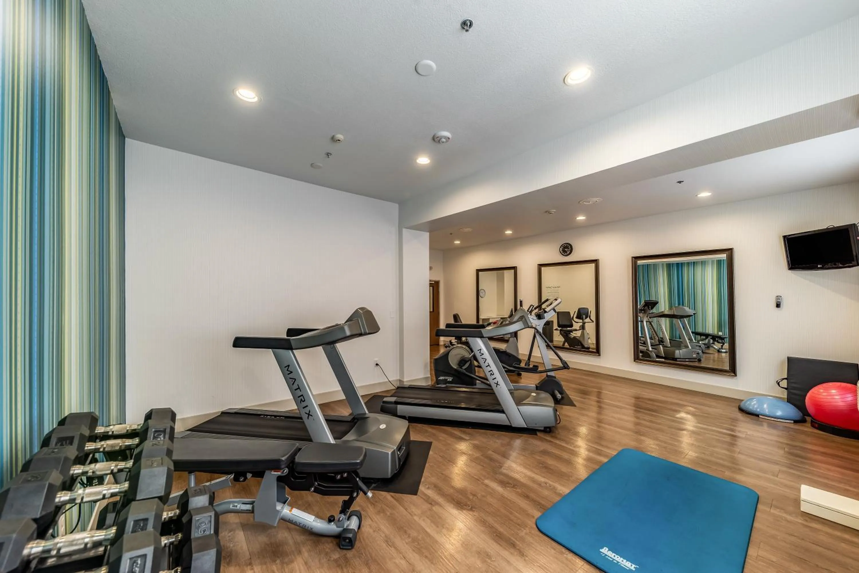 Fitness centre/facilities in Holiday Inn Express & Suites Fort Worth - Fossil Creek by IHG