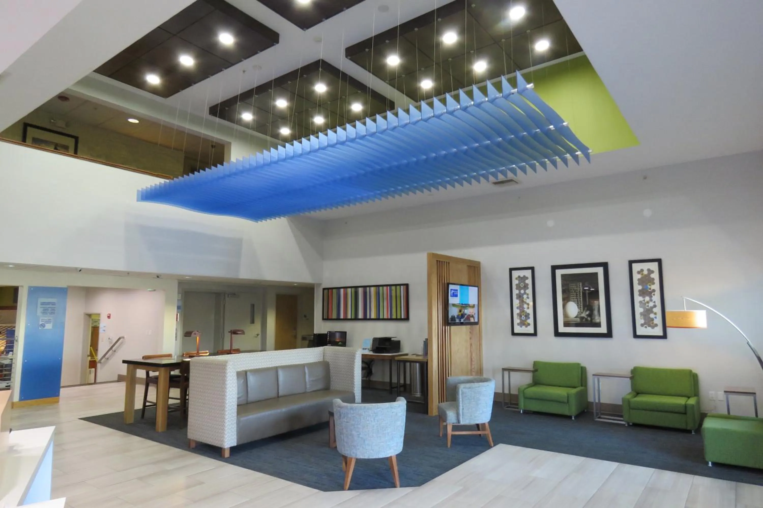 Property building in Holiday Inn Express Hotels & Suites Burlington by IHG
