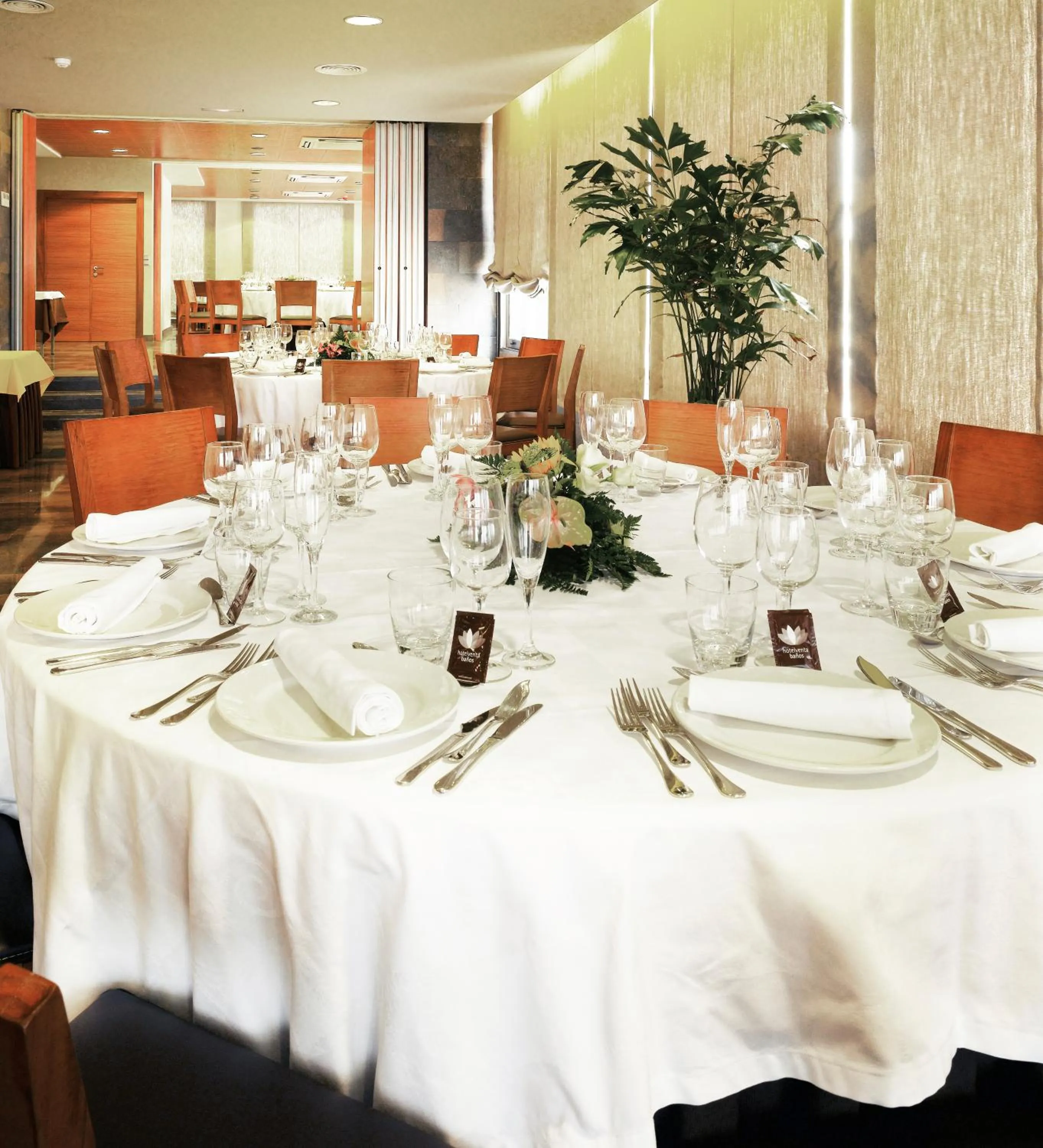 Restaurant/places to eat in Hotel Venta Baños