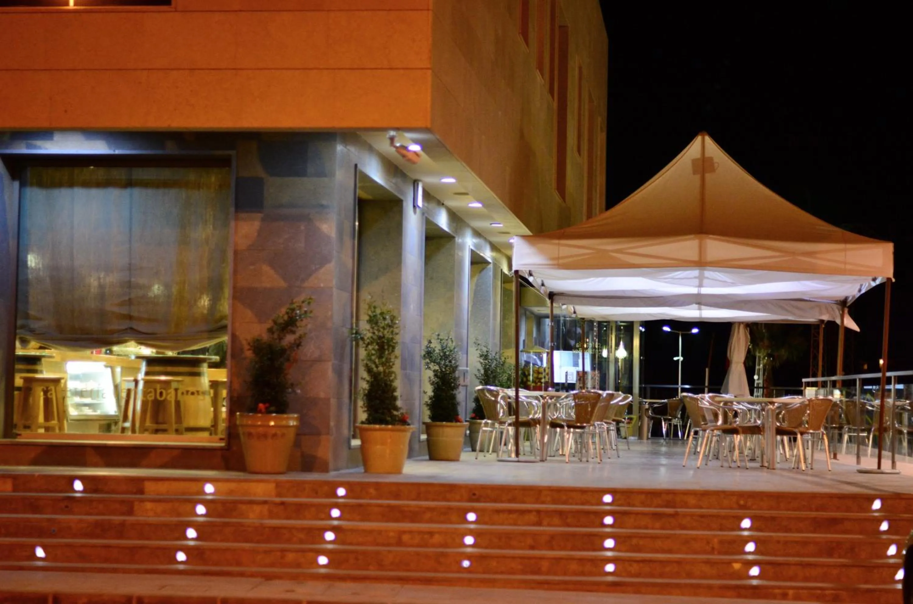 Restaurant/places to eat in Hotel Venta Baños