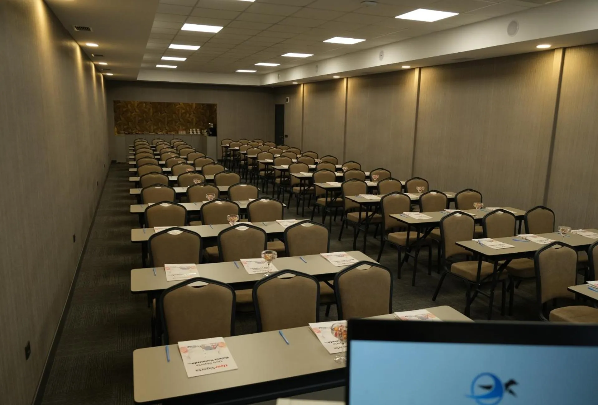 Meeting/conference room in Uçar Royal Hotel ve Konferans Salonu