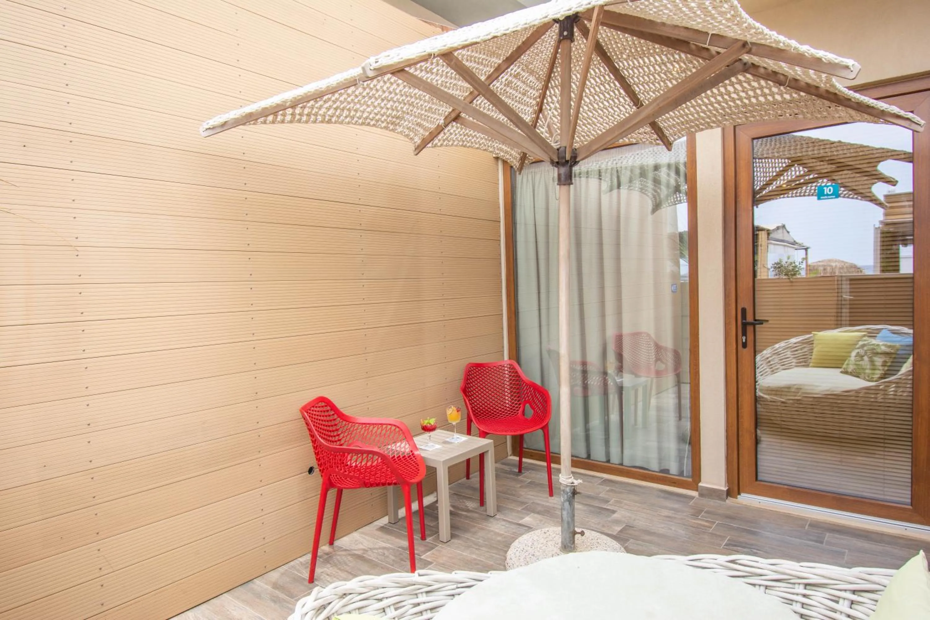 Patio, Bed in Yianna Caravel Suites "by Checkin" adults only