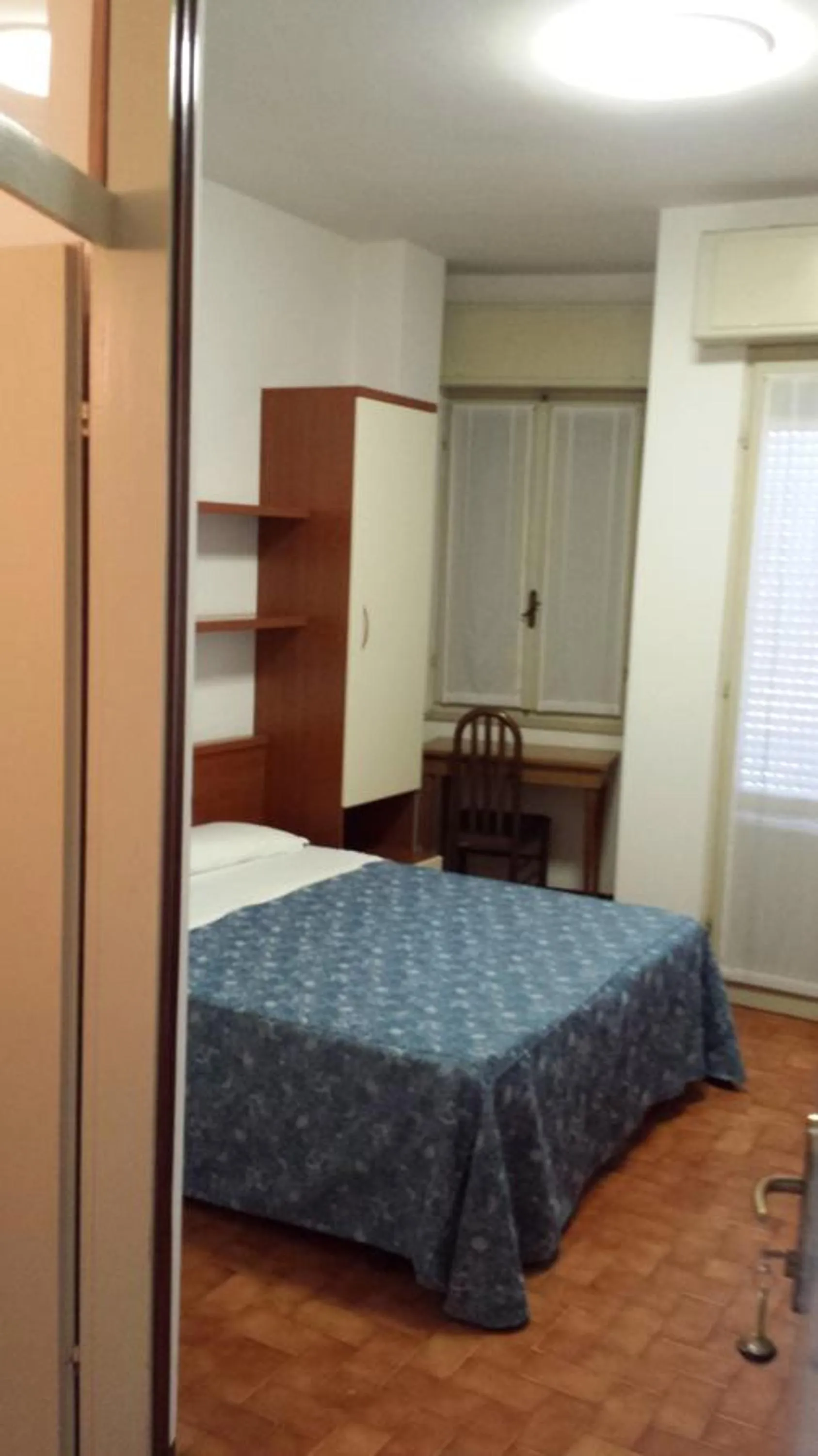 Photo of the whole room in Hotel La Romantica