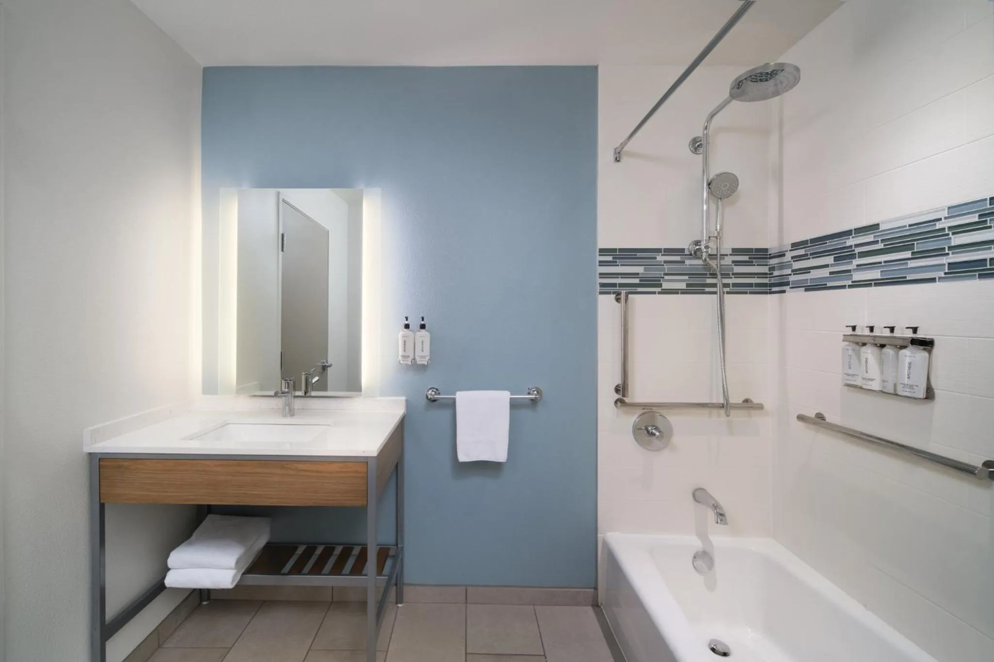 Photo of the whole room in EVEN Hotels Denver Tech Center-Englewood by IHG