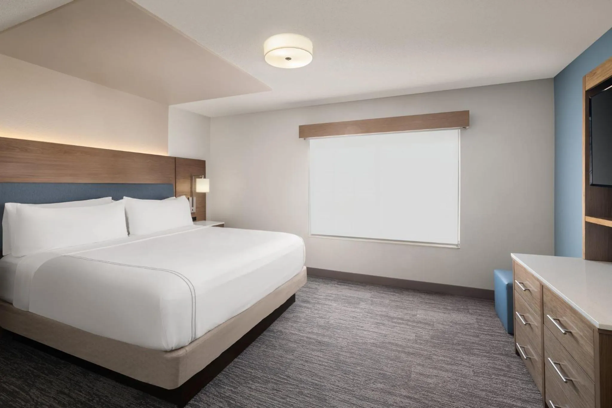 Photo of the whole room, Bed in EVEN Hotels Denver Tech Center-Englewood by IHG