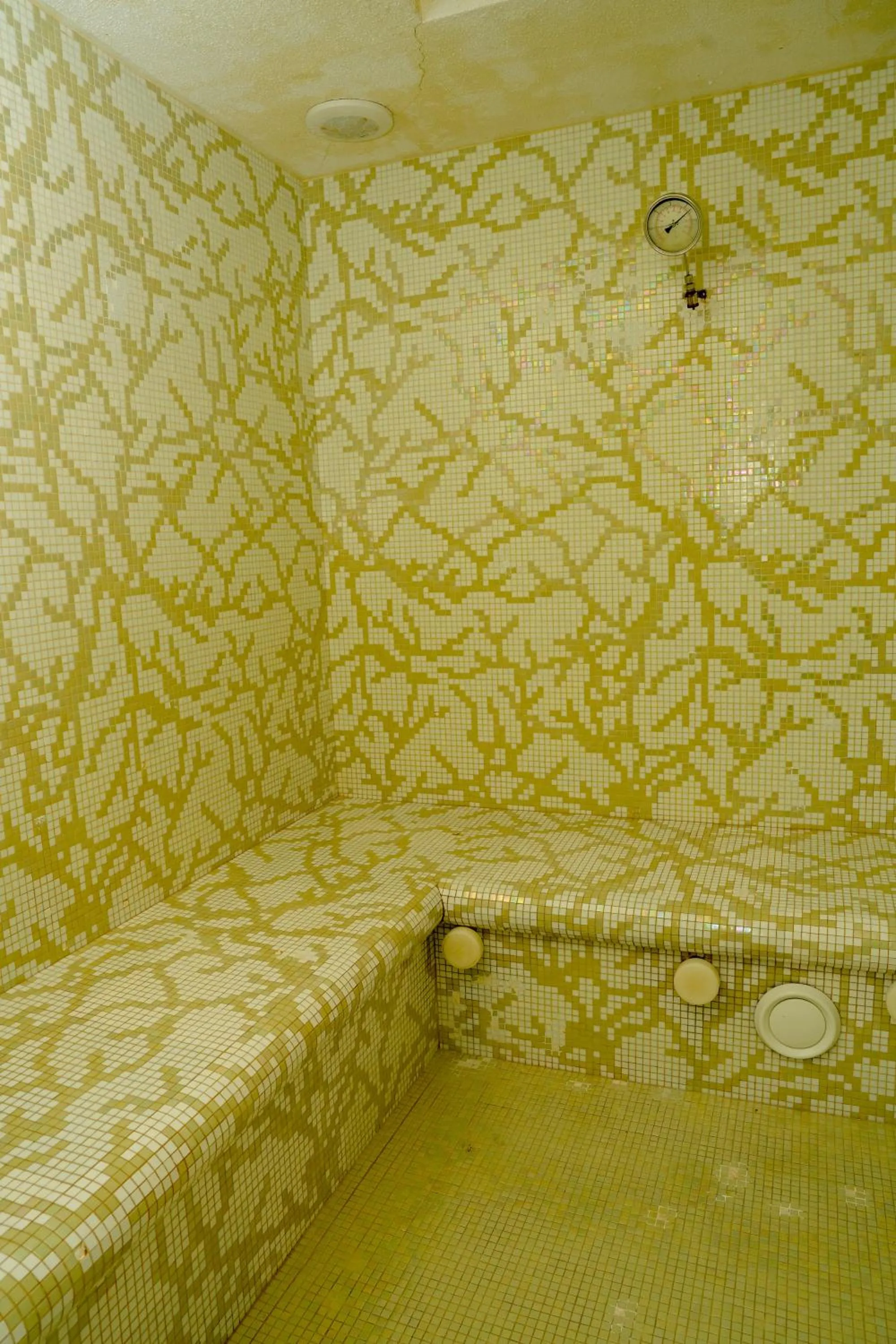 Spa and wellness centre/facilities in Sheraton Oman Hotel