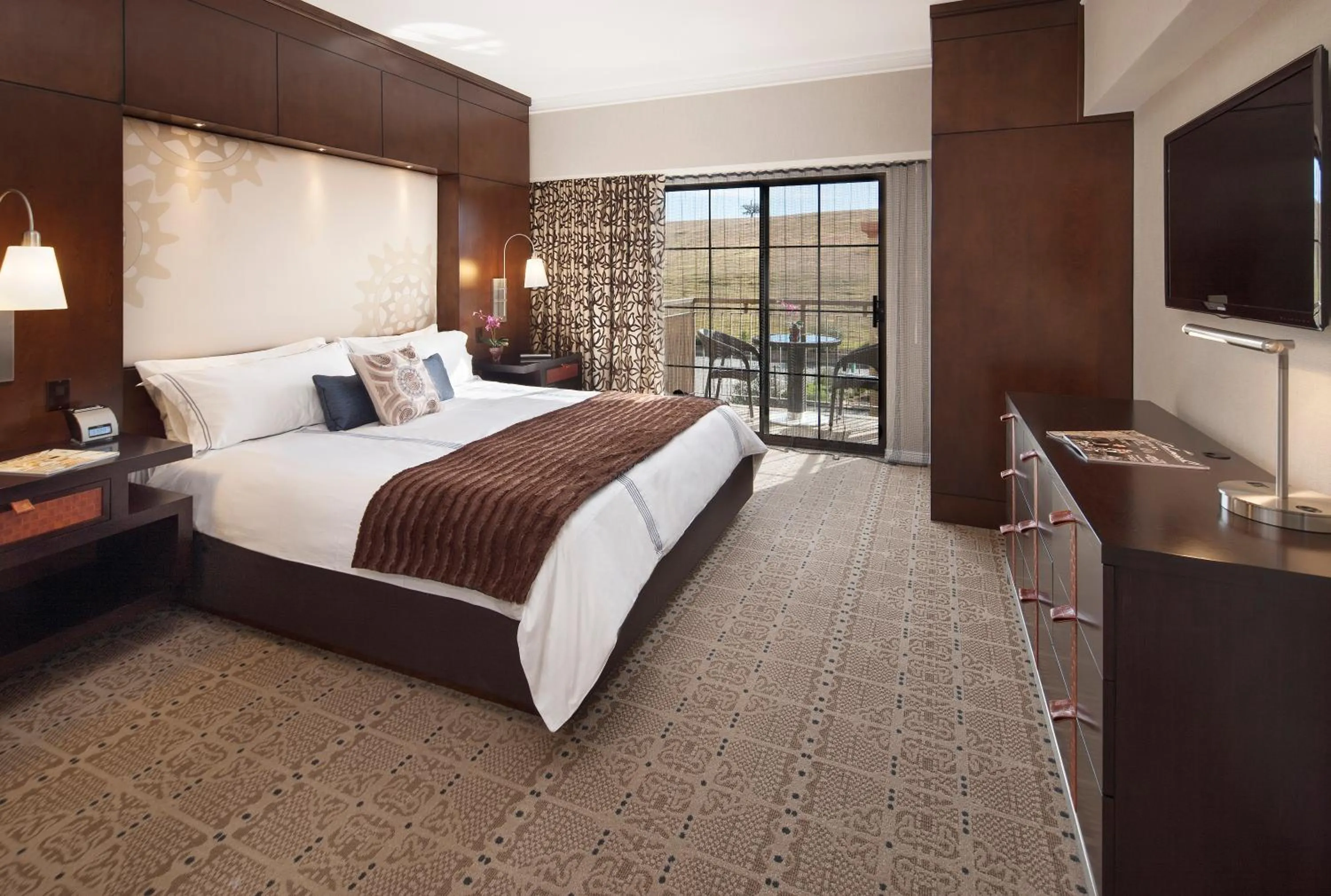 Photo of the whole room, Bed in Chumash Casino Resort