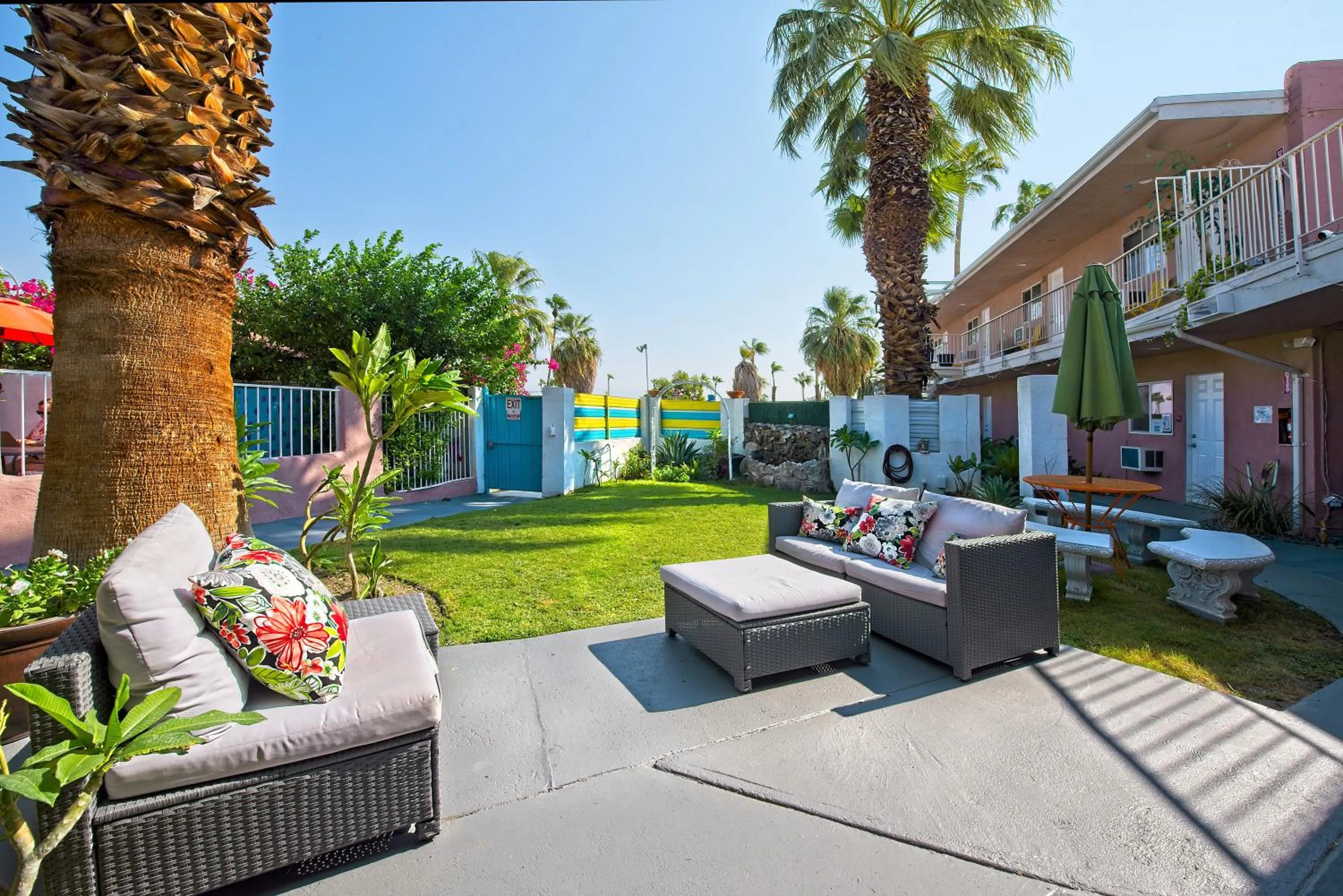 Garden in Inn at Palm Springs