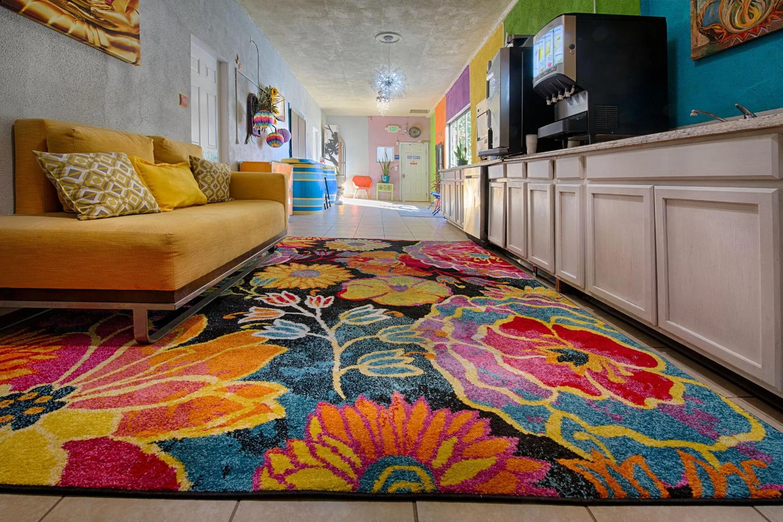 Property building in Inn at Palm Springs