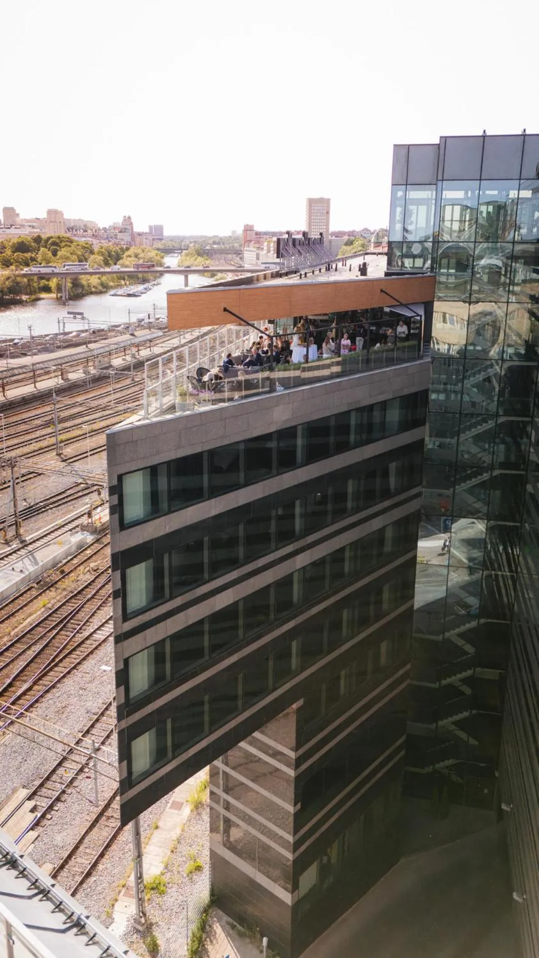 Restaurant/places to eat in Clarion Hotel Sign