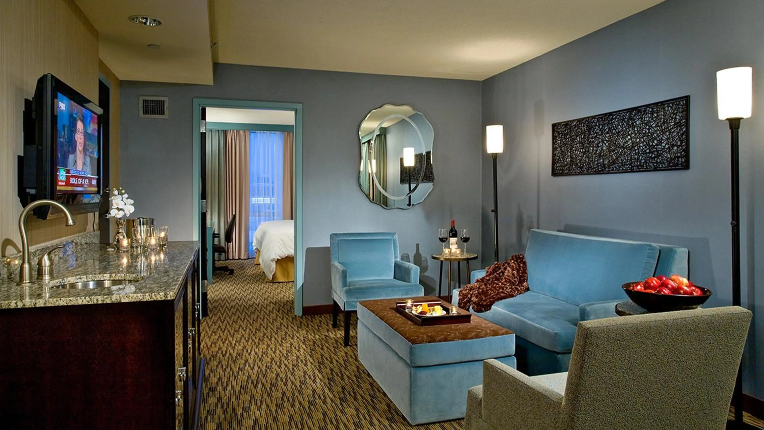 Bedroom in Crowne Plaza Hotel Glen Ellyn/Lombard by IHG
