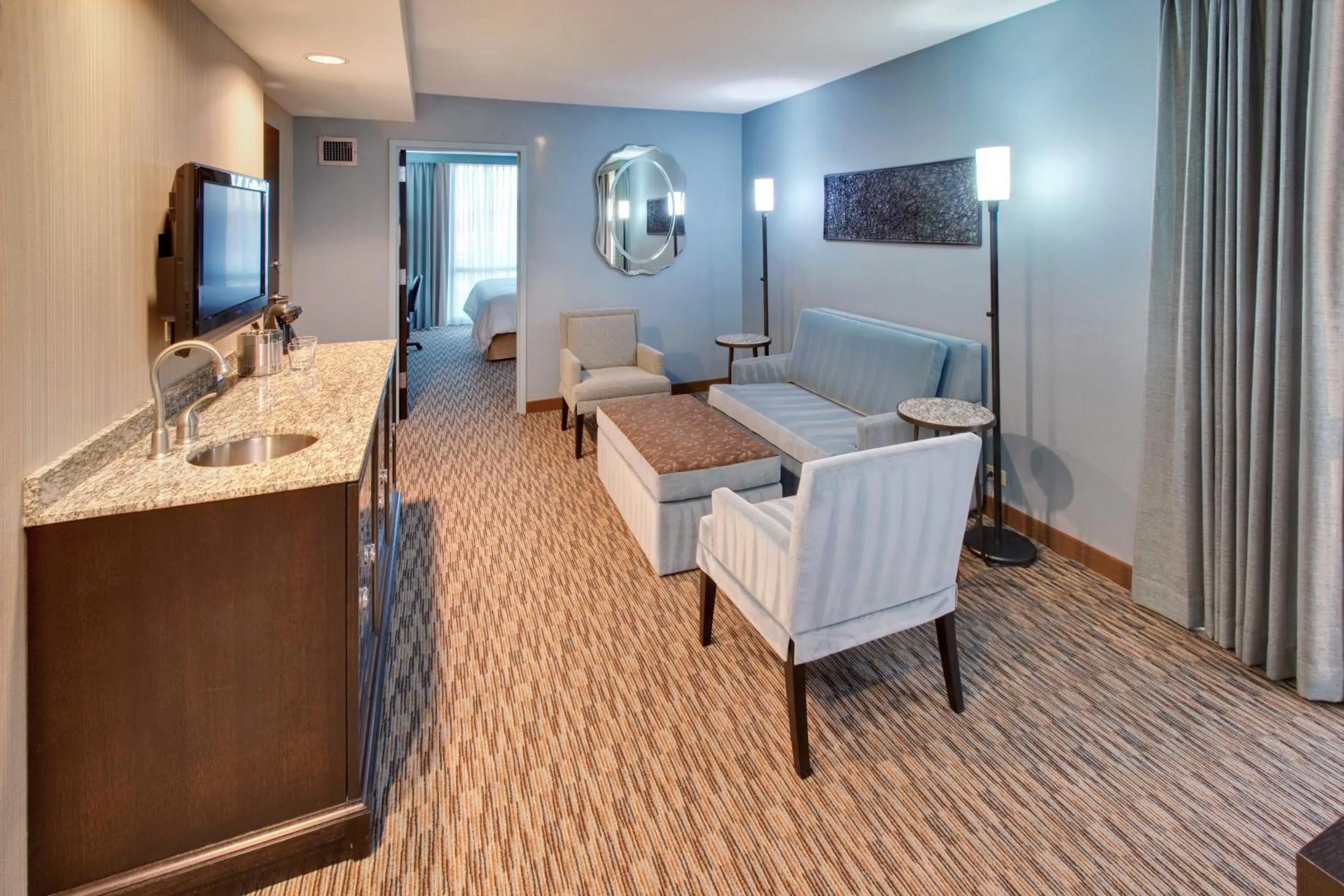 Bedroom in Crowne Plaza Hotel Glen Ellyn/Lombard by IHG