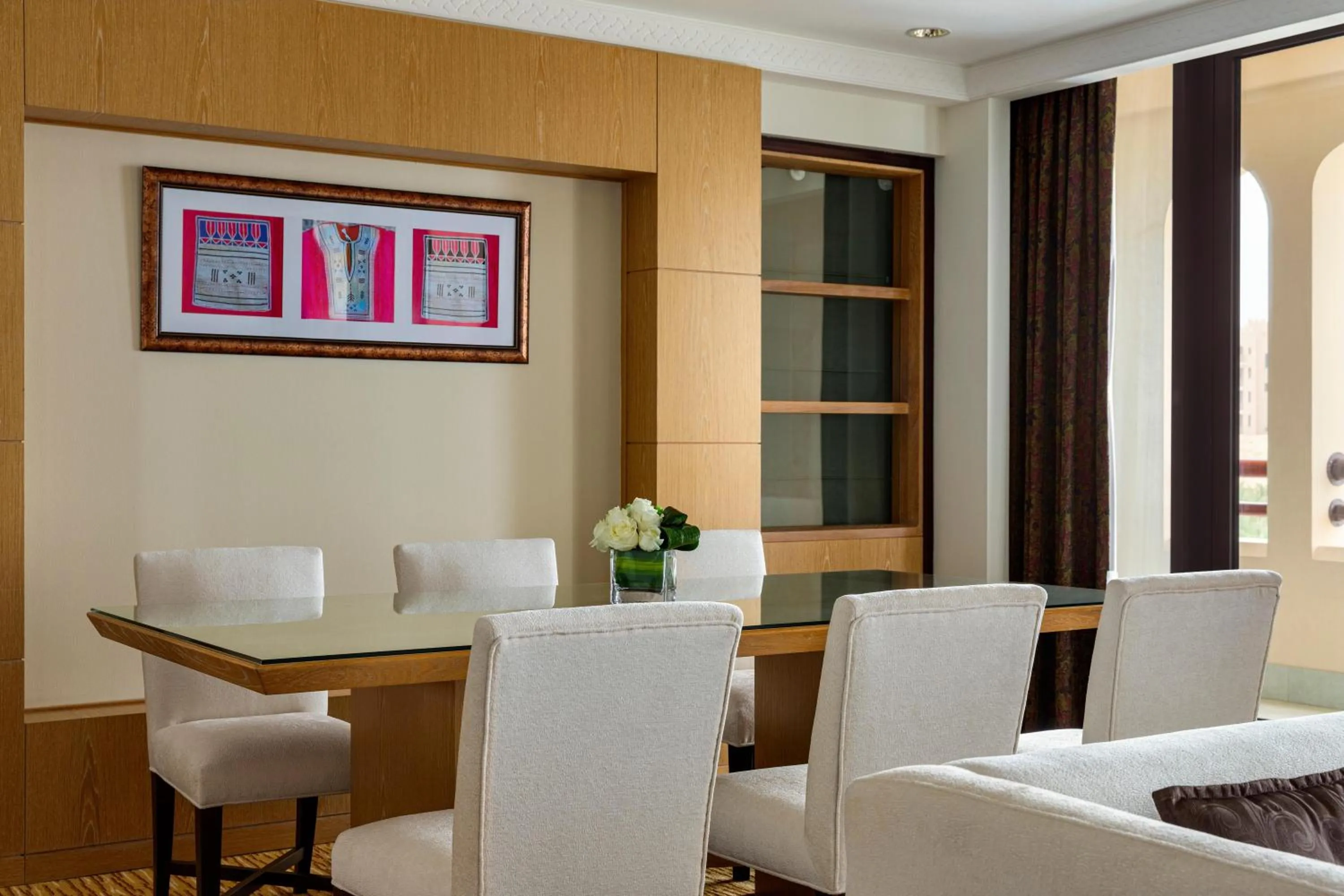 Living room in Hilton Muscat Al Bandar