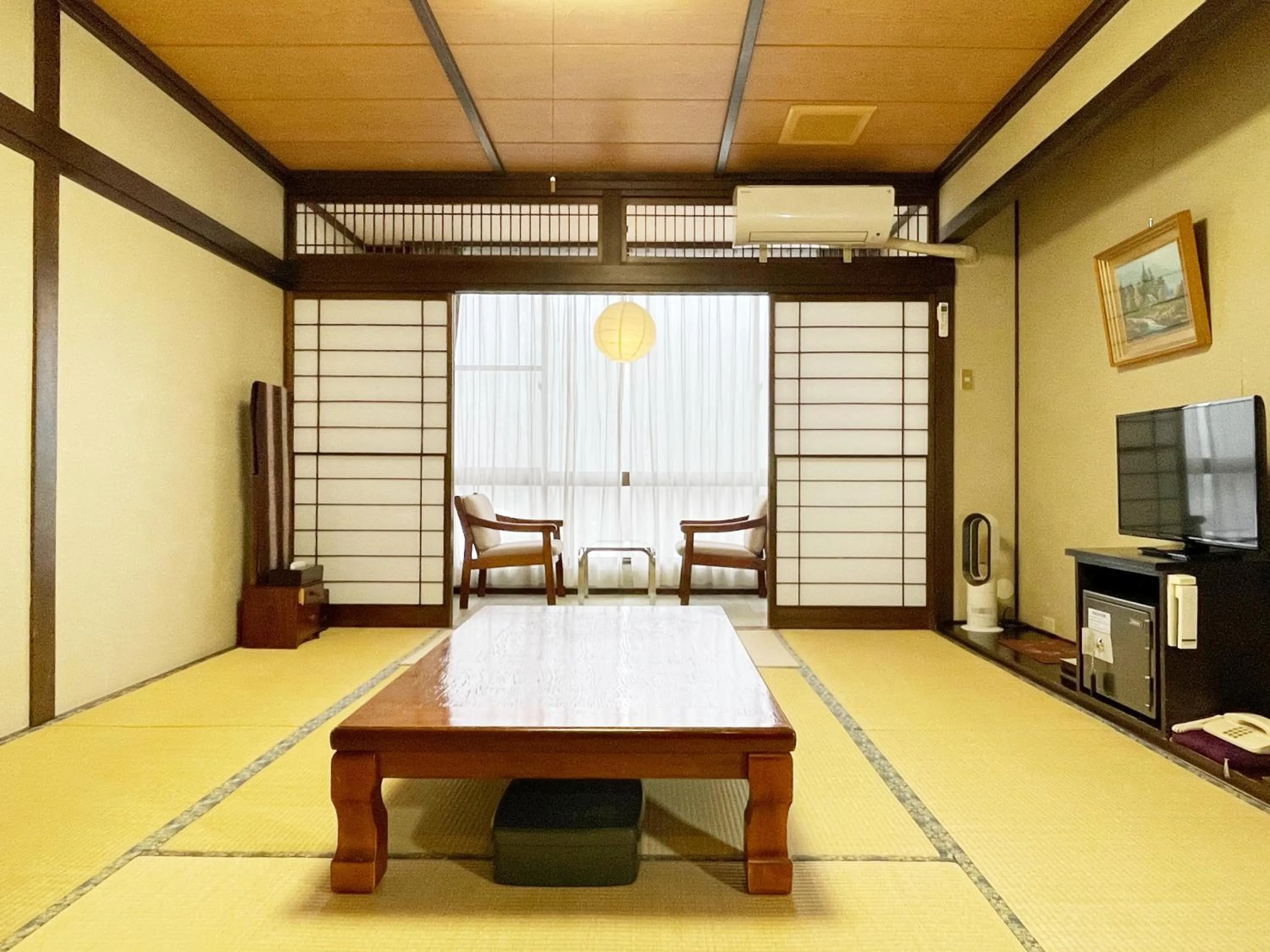 Photo of the whole room in Hotel Yamabuki