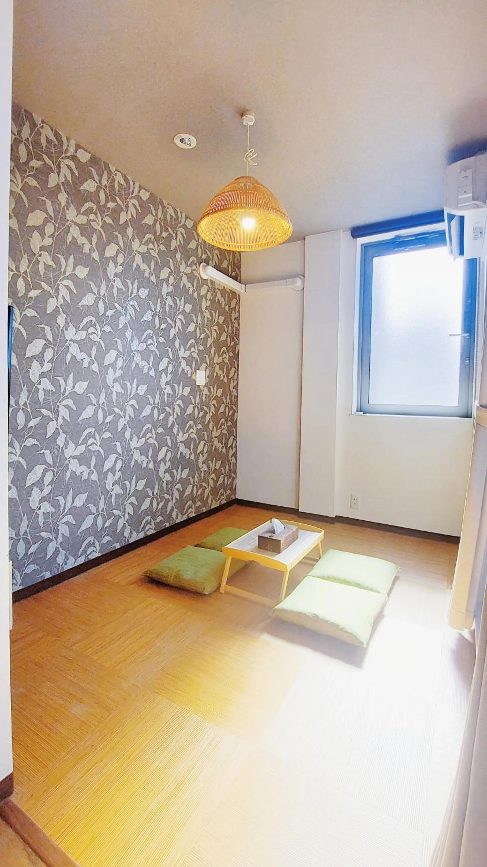 TV and multimedia, Bed in Poly Hostel Osaka