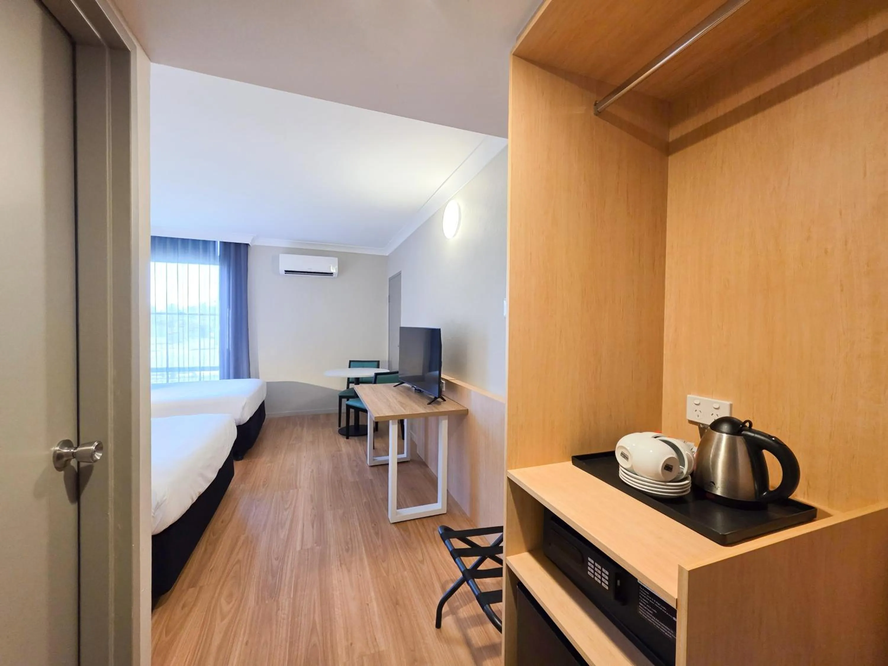 TV and multimedia in El Toro Motel