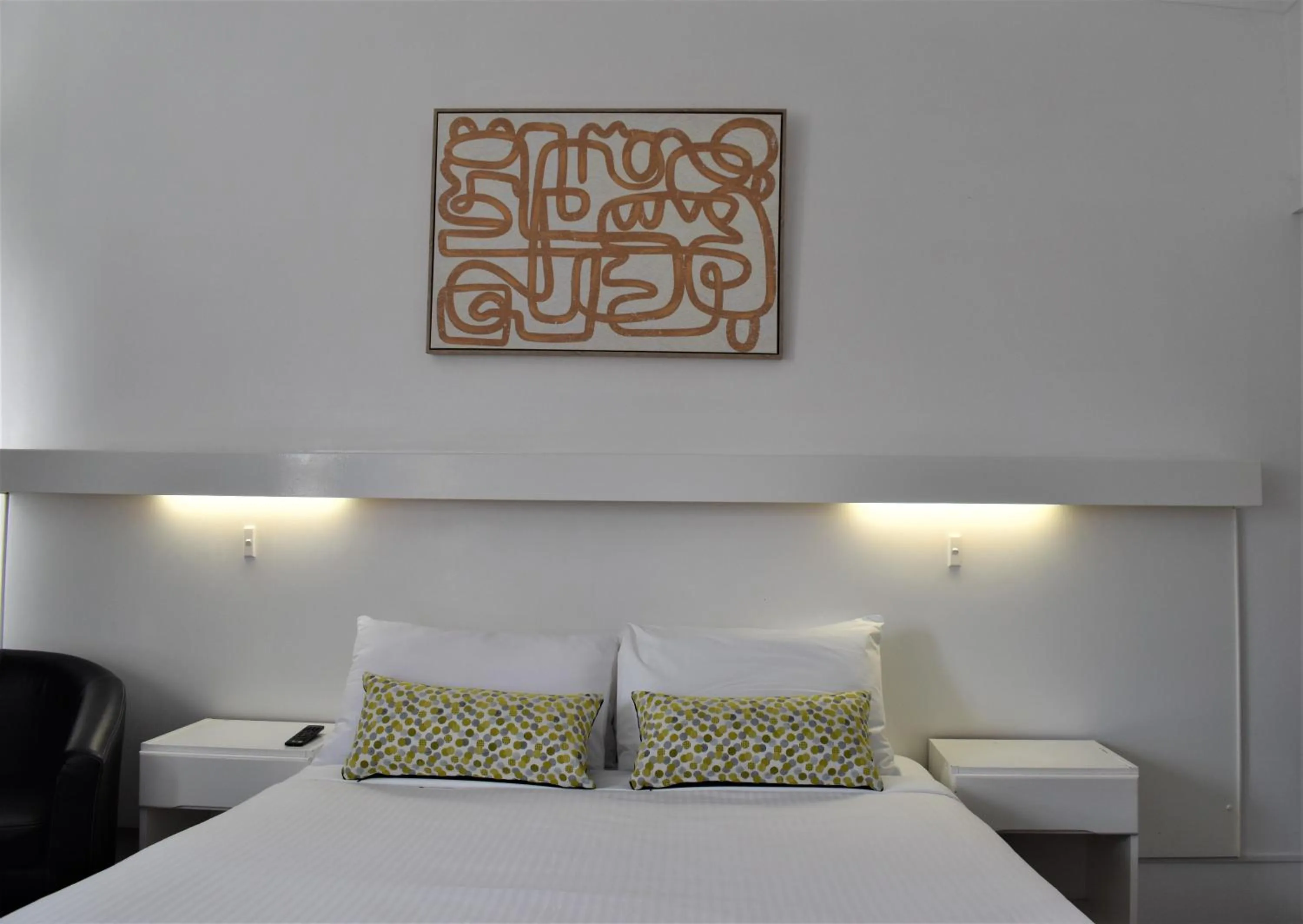 Queen Room in Ship Inn Motel Yarram