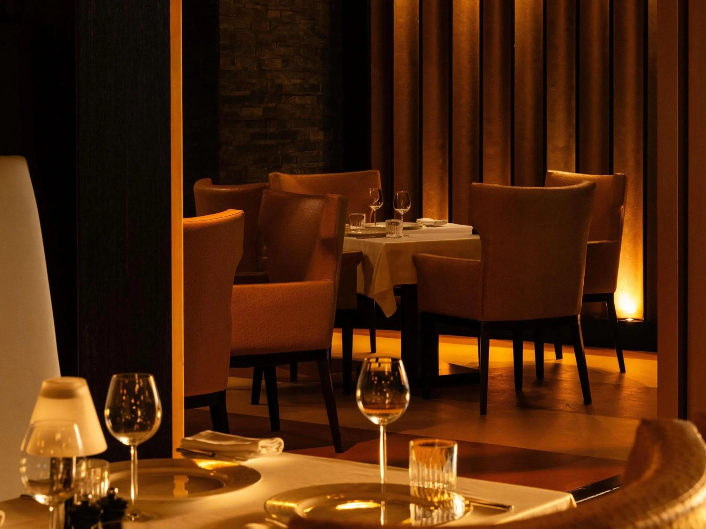 Restaurant/places to eat in Fairmont Bab Al Bahr