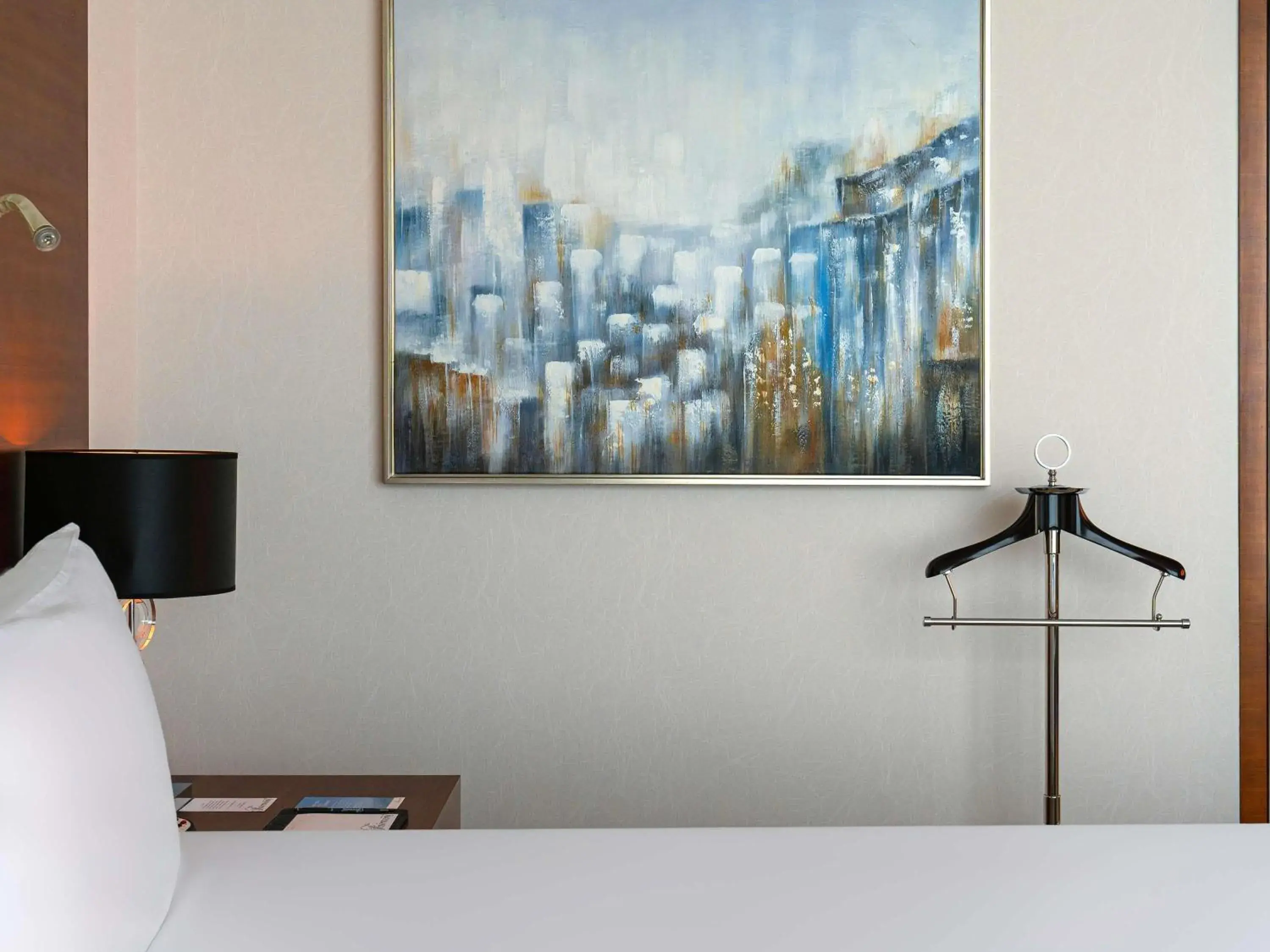 Deluxe Room in Fairmont Bab Al Bahr Deluxe Room in Fairmont Bab Al Bahr