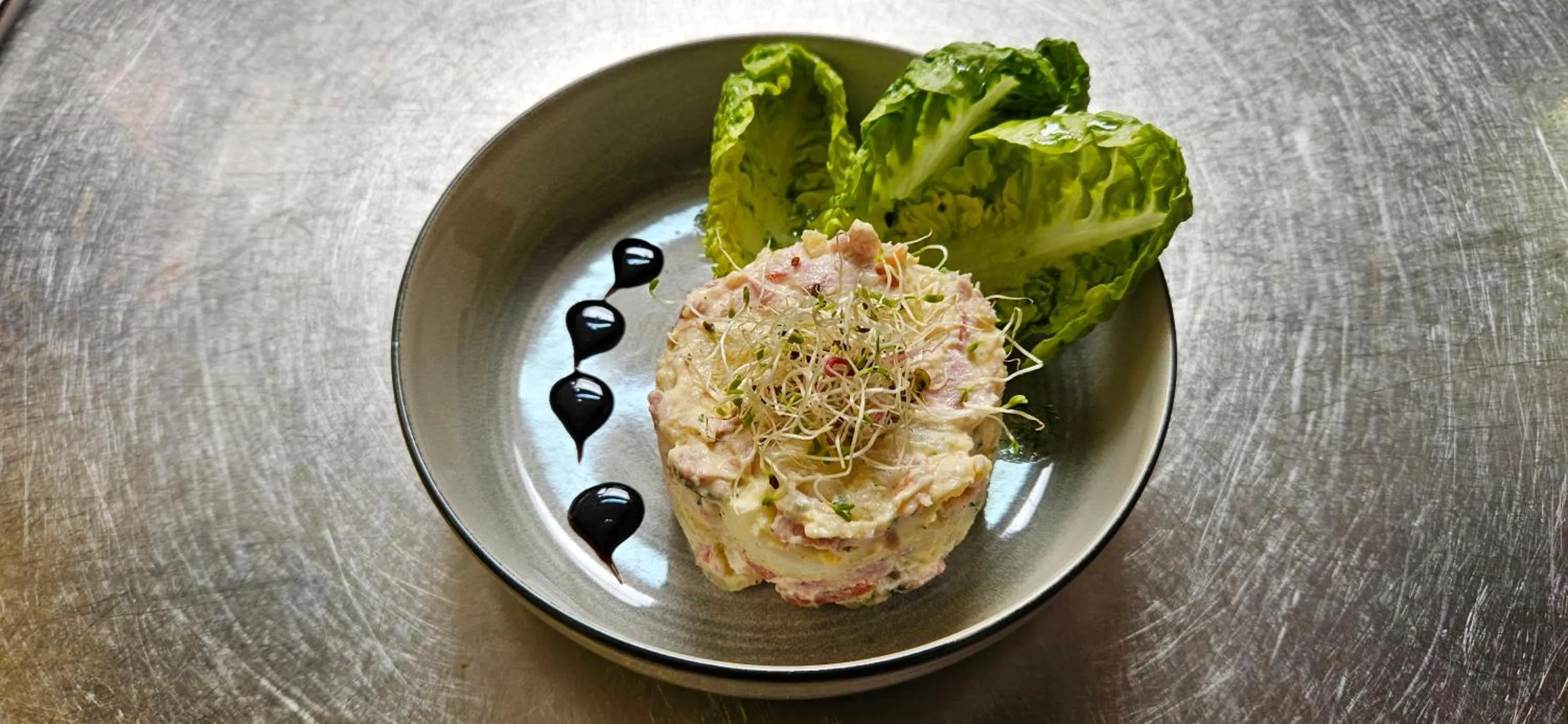 Food in Hotel Le Circuit Le Mans