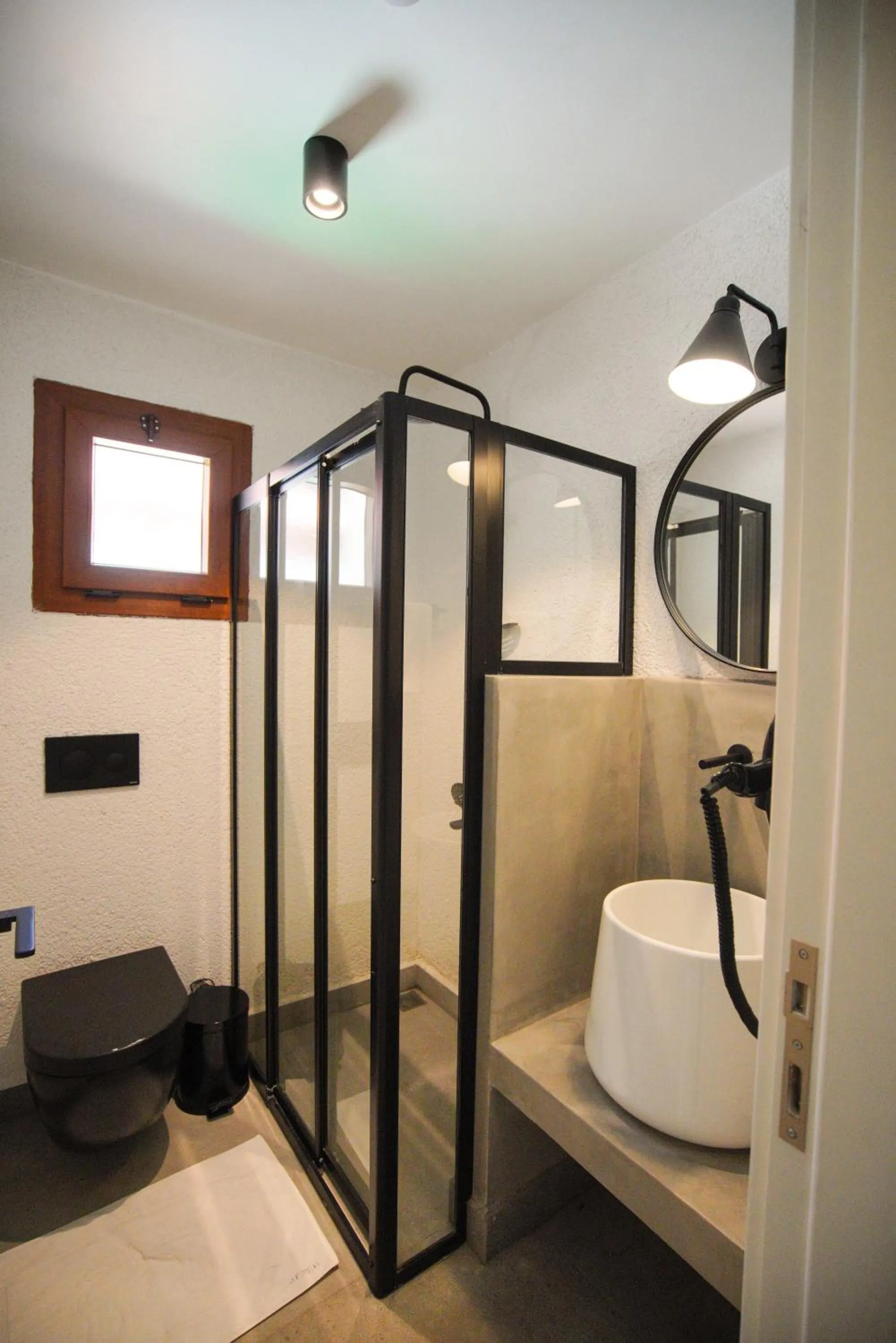 Bathroom in Alp Suites Mandalin