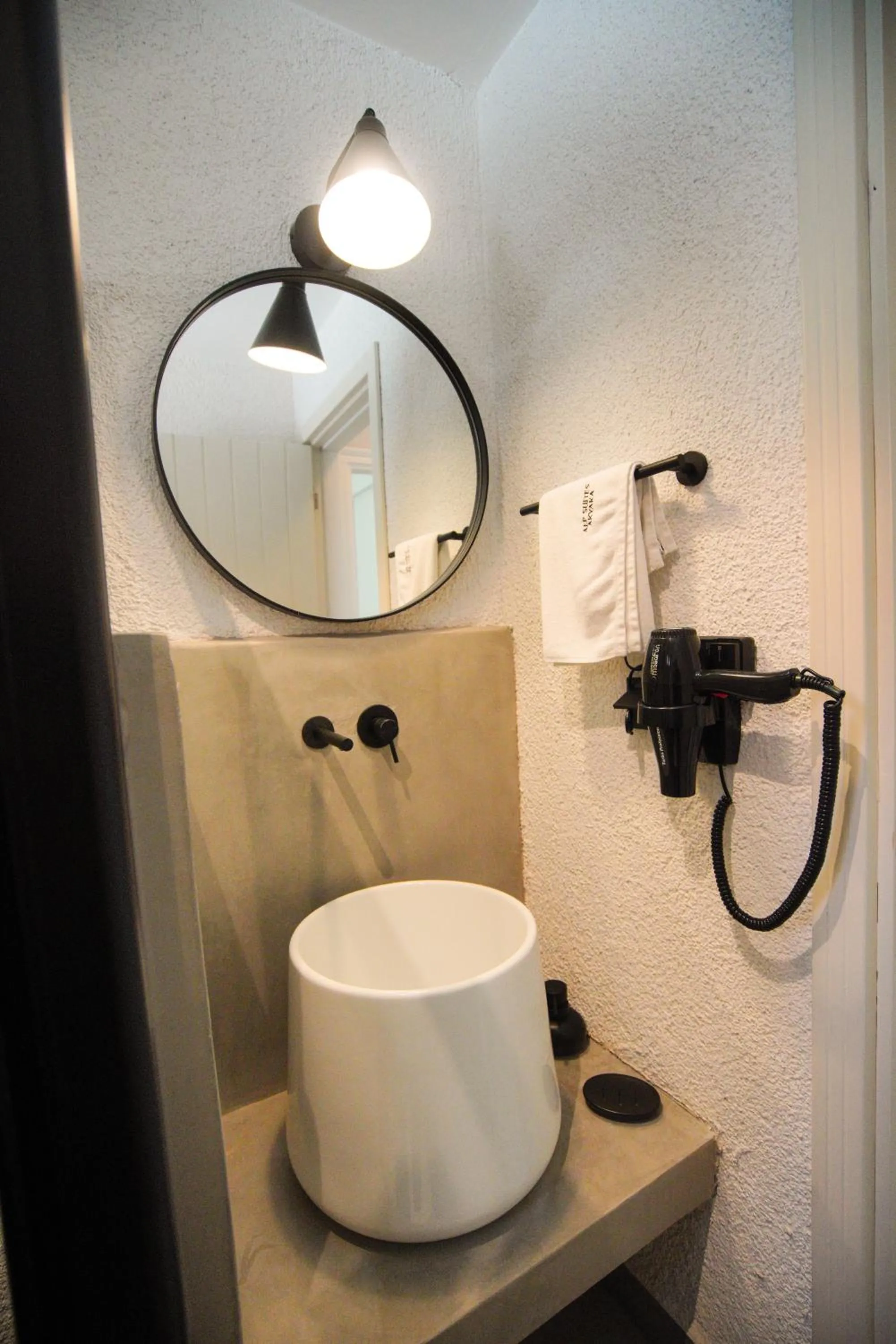 Bathroom in Alp Suites Mandalin