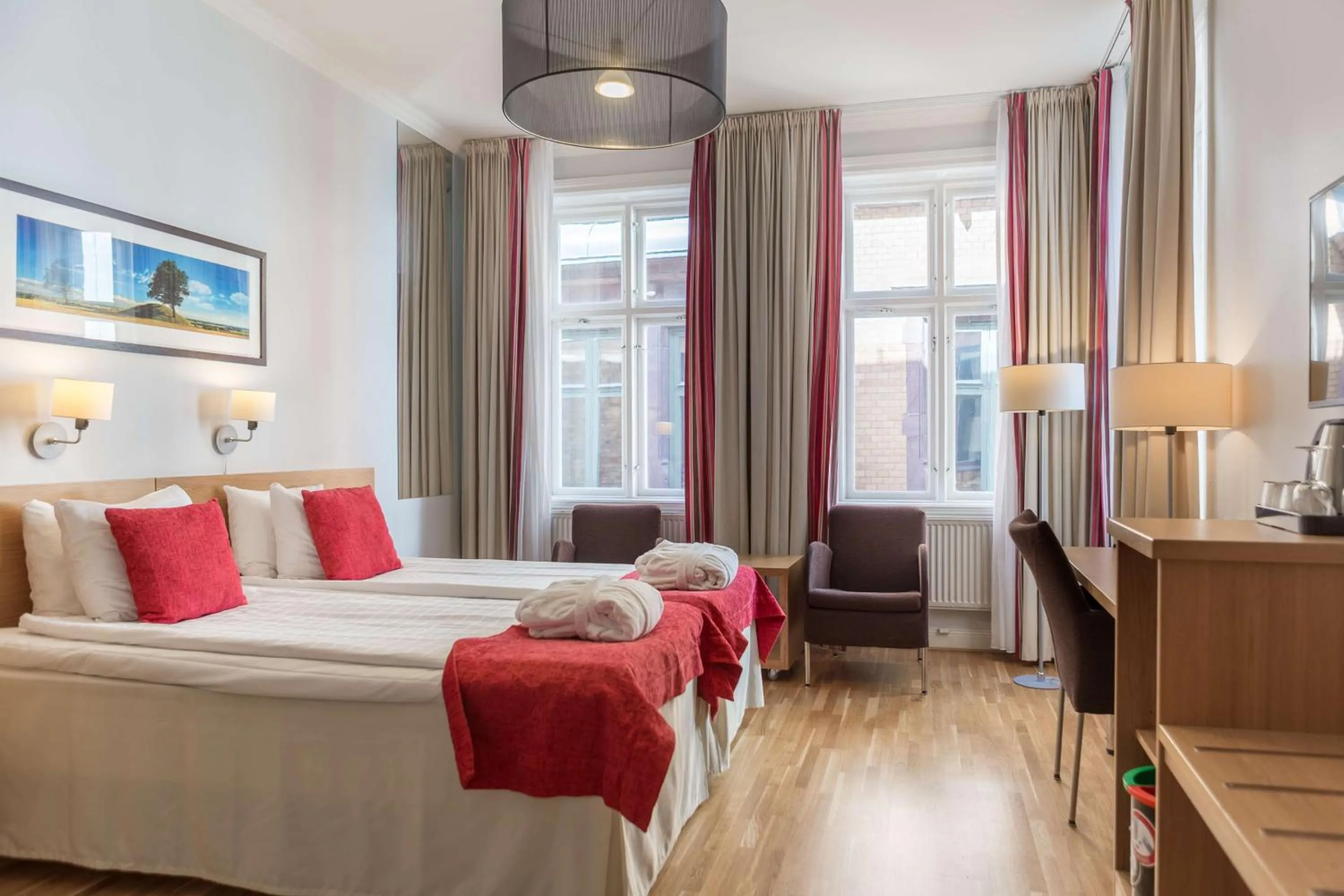 Bedroom, Bed in Scandic Stortorget