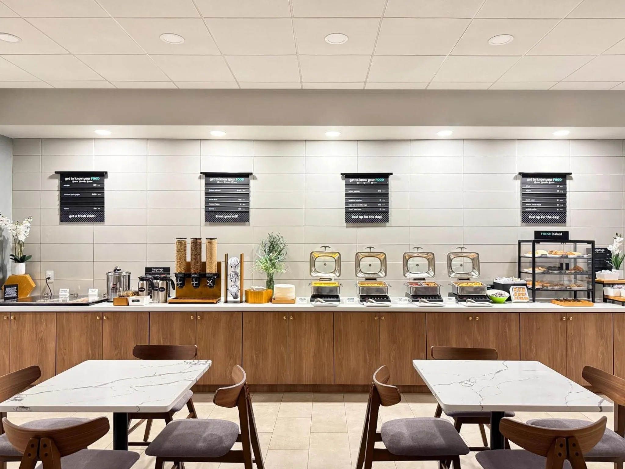 Breakfast in Holiday Inn South Plainfield-Piscataway by IHG