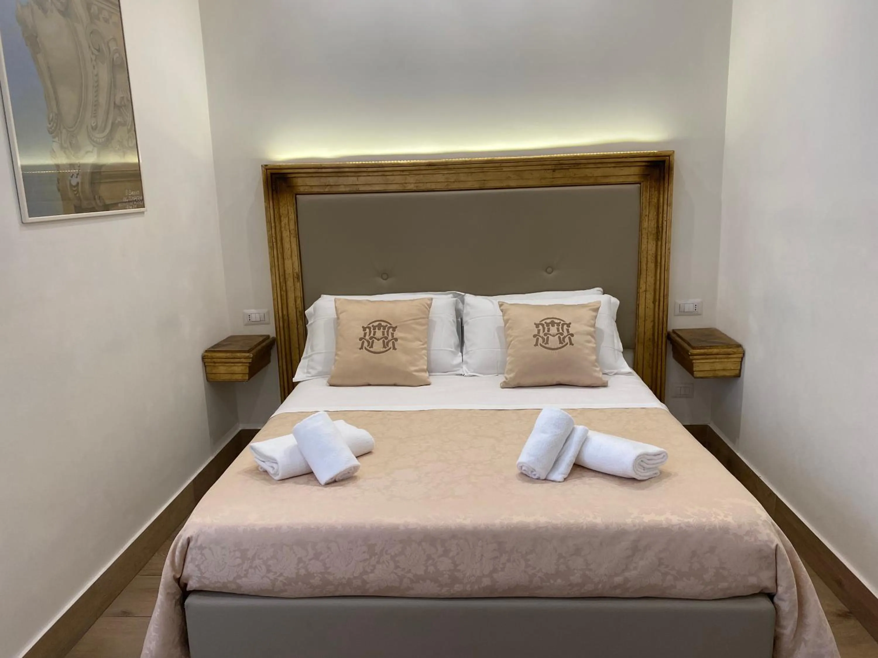 Bedroom, Bed in Art Atelier Accomodation Guest House