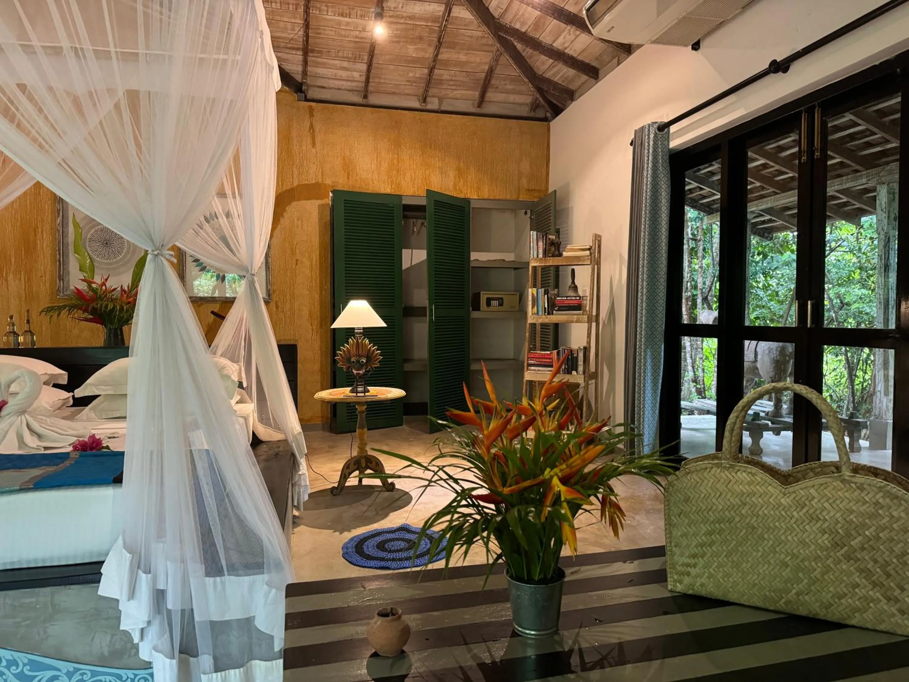 Photo of the whole room, Bed in Ginganga Lodge