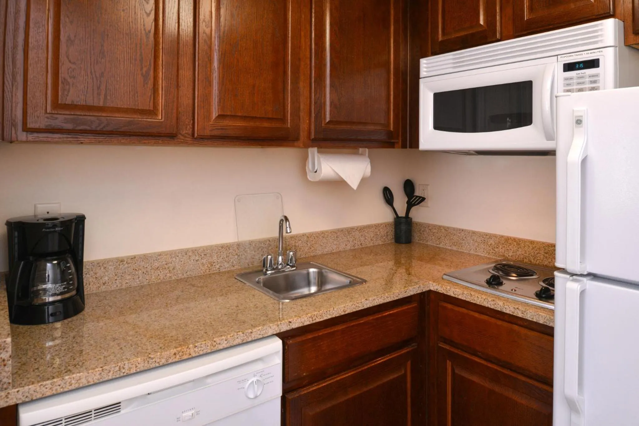 Photo of the whole room in Staybridge Suites Indianapolis-Airport by IHG