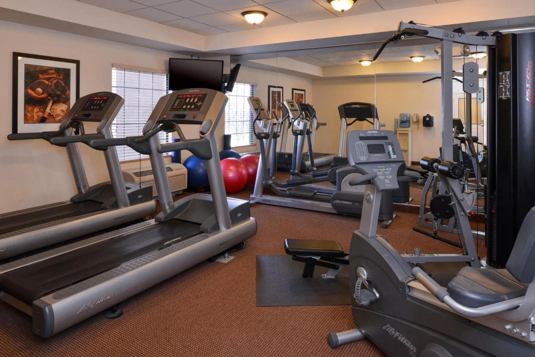 Spa and wellness centre/facilities in Staybridge Suites Indianapolis-Airport by IHG