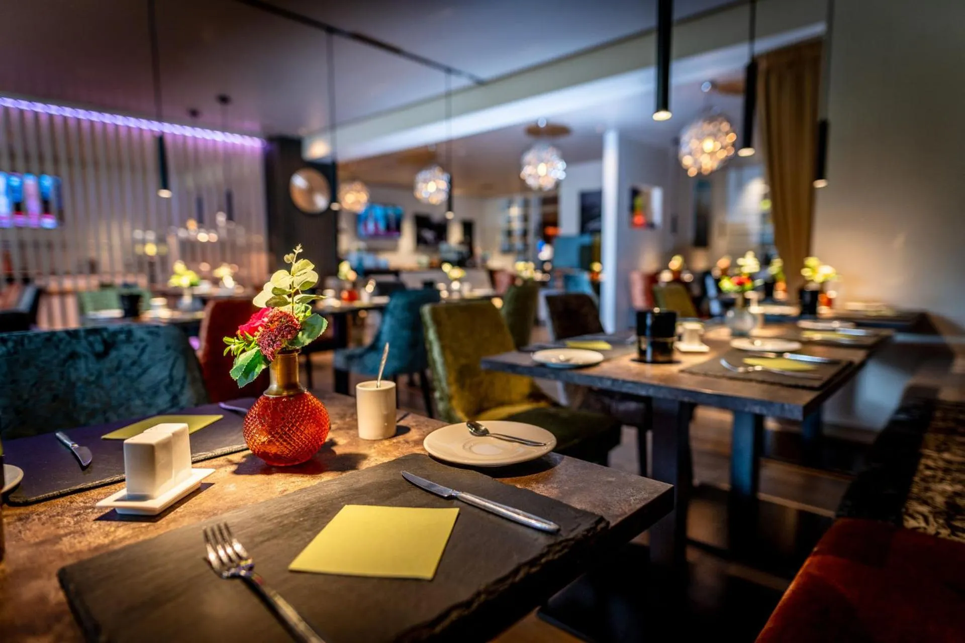 Restaurant/places to eat in Friendly Cityhotel Oktopus