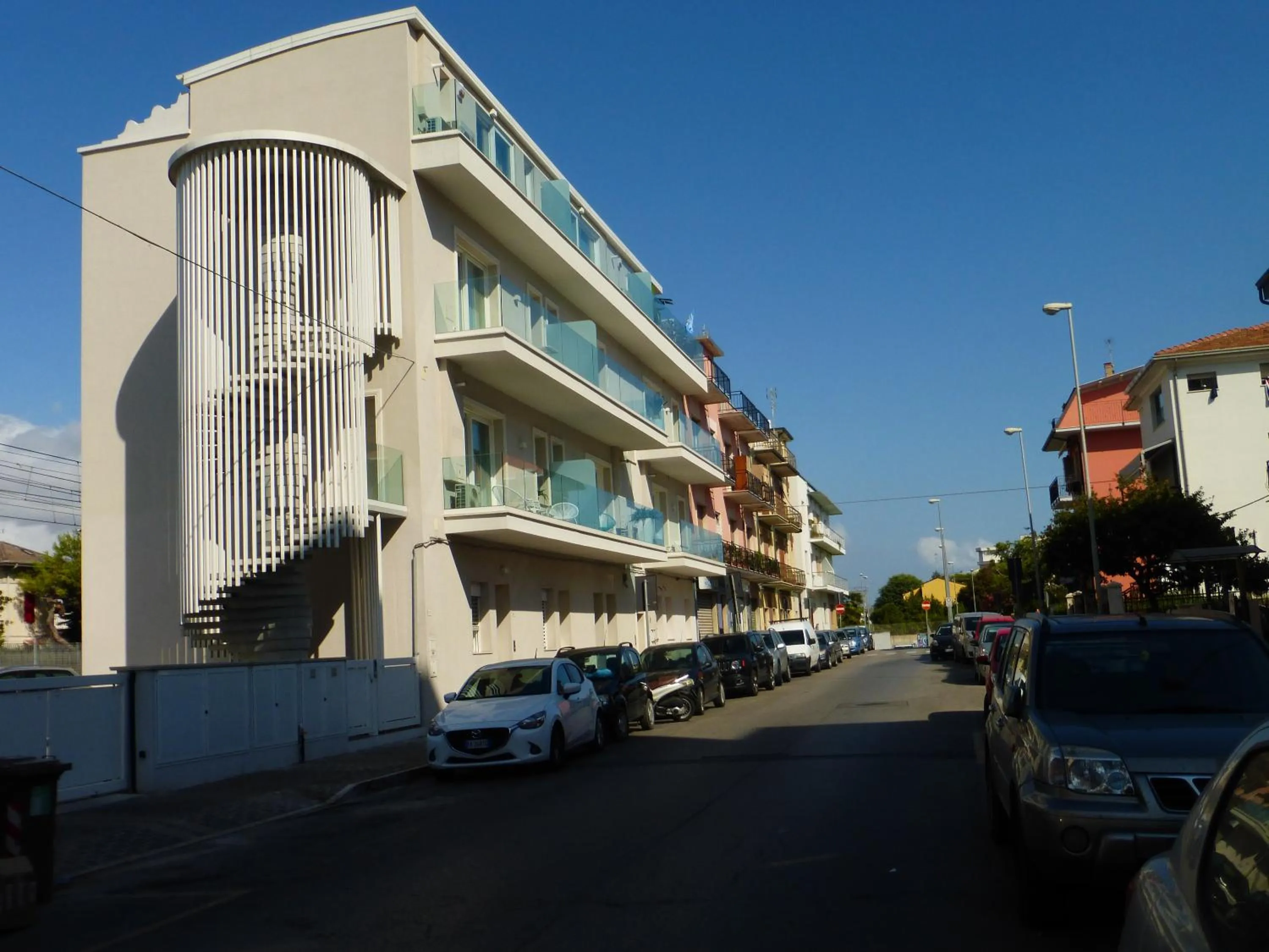 Property building in A Due Passi dal Mare