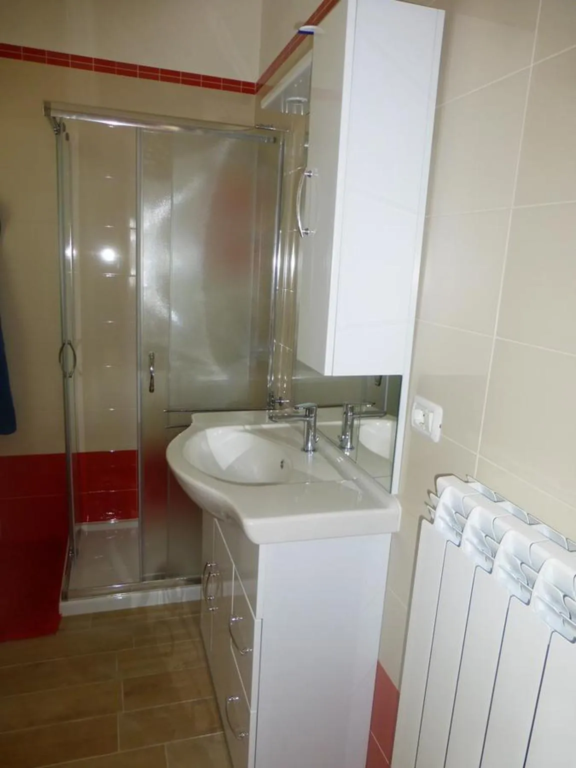 Shower in A Due Passi dal Mare