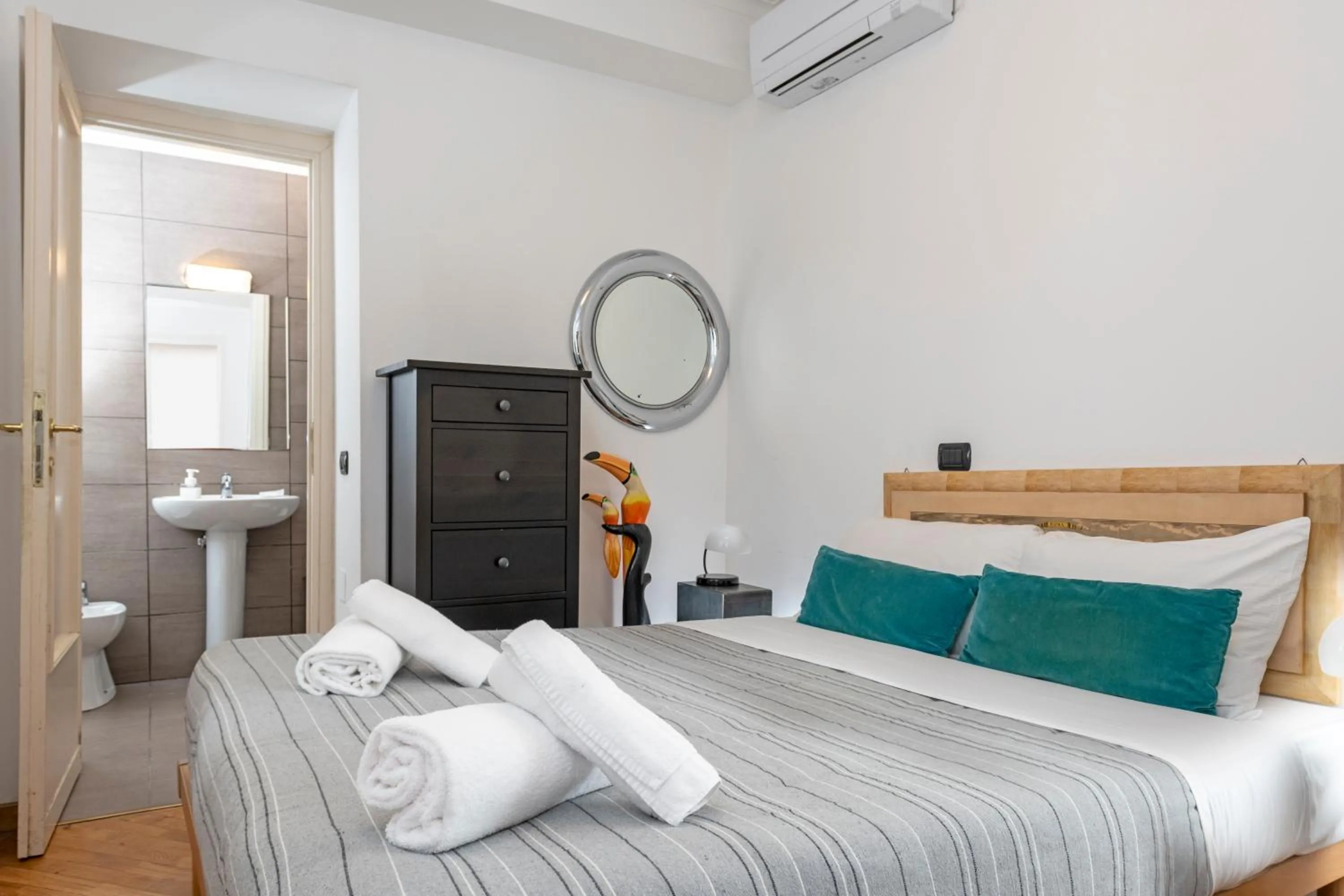 Bedroom, Bed in Corso Vittorio Apartments