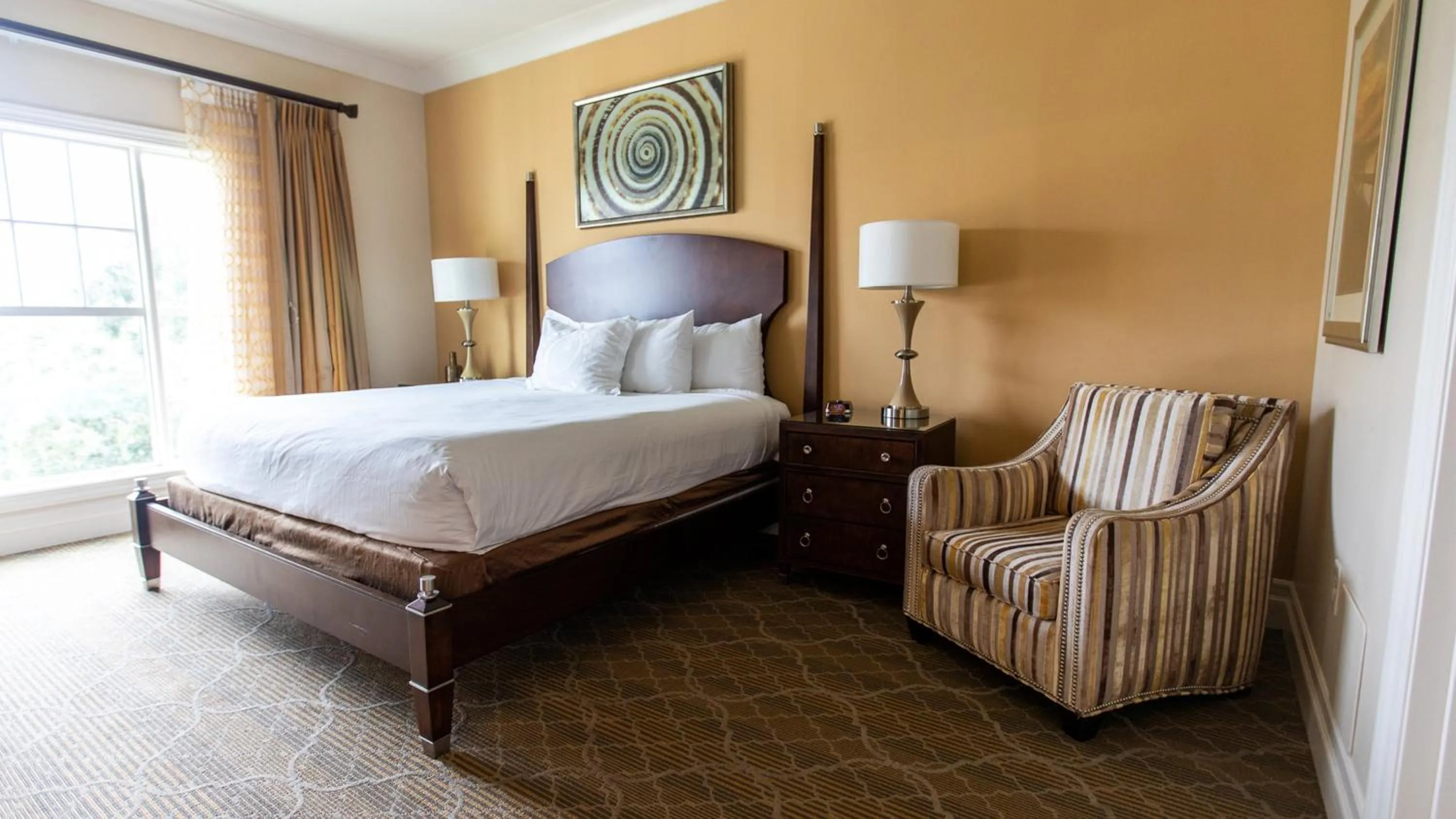 Photo of the whole room, Bed in Holiday Inn Club Vacations South Beach Resort