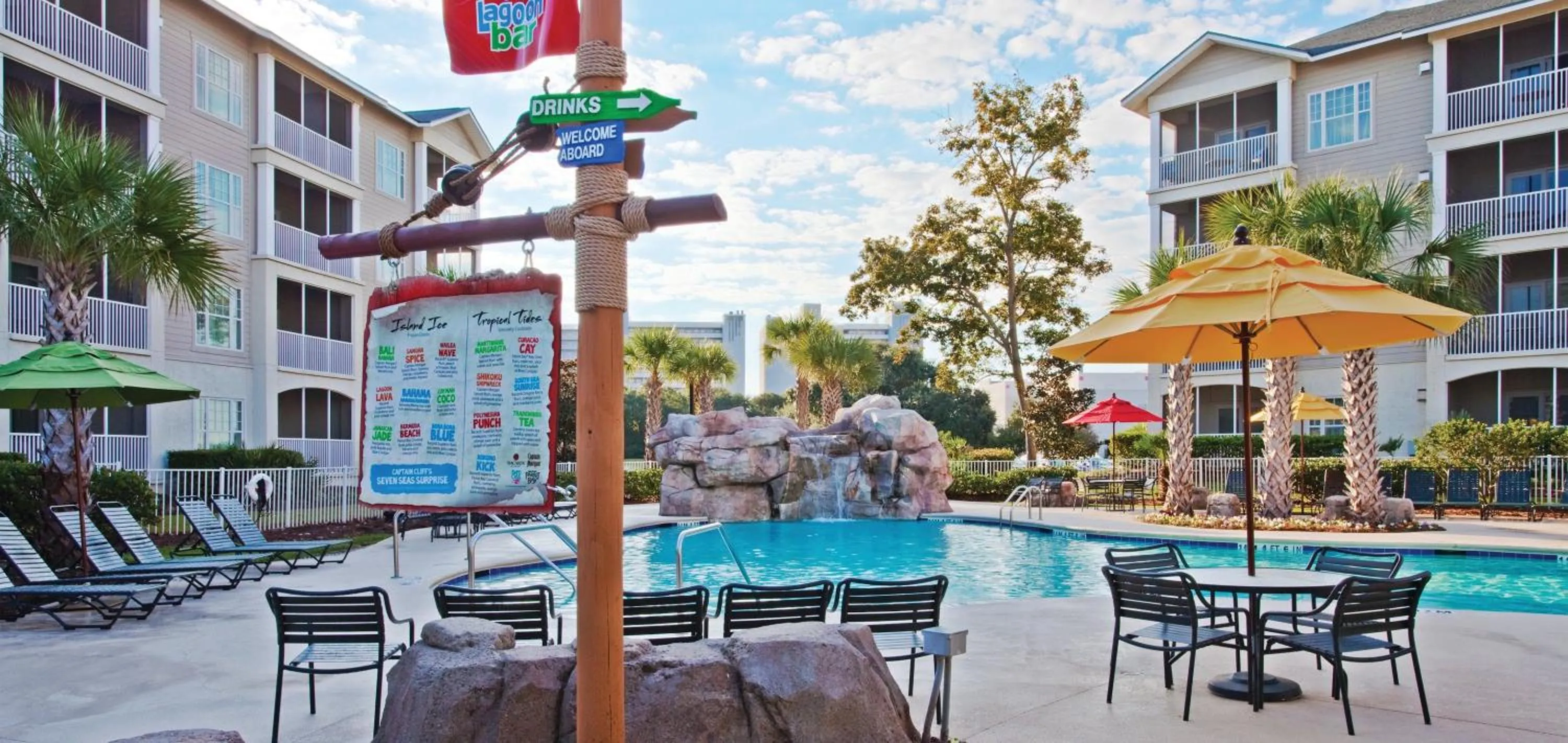 Lounge or bar in Holiday Inn Club Vacations South Beach Resort