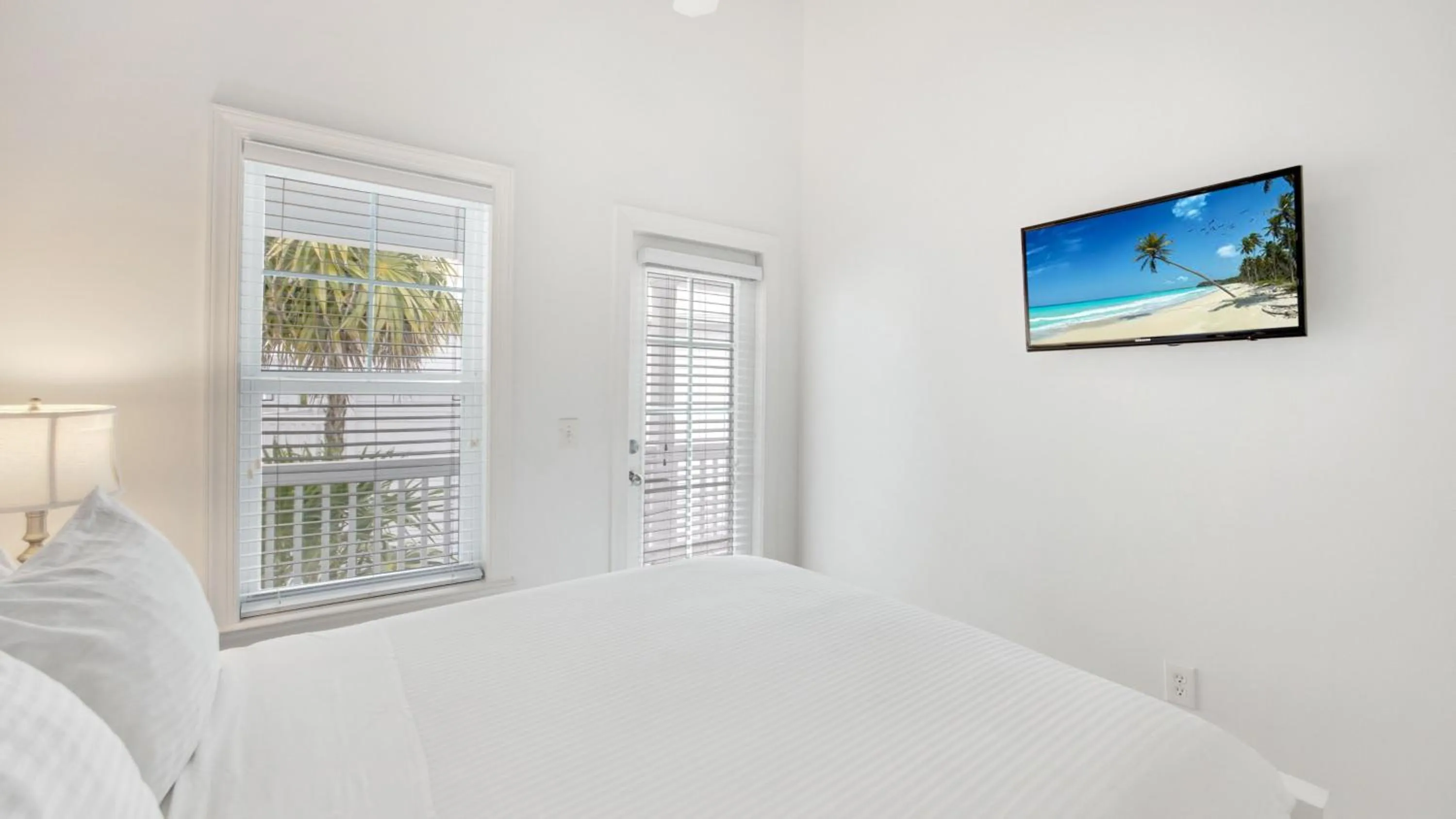 Bedroom, Bed in Tranquility Bay Resort