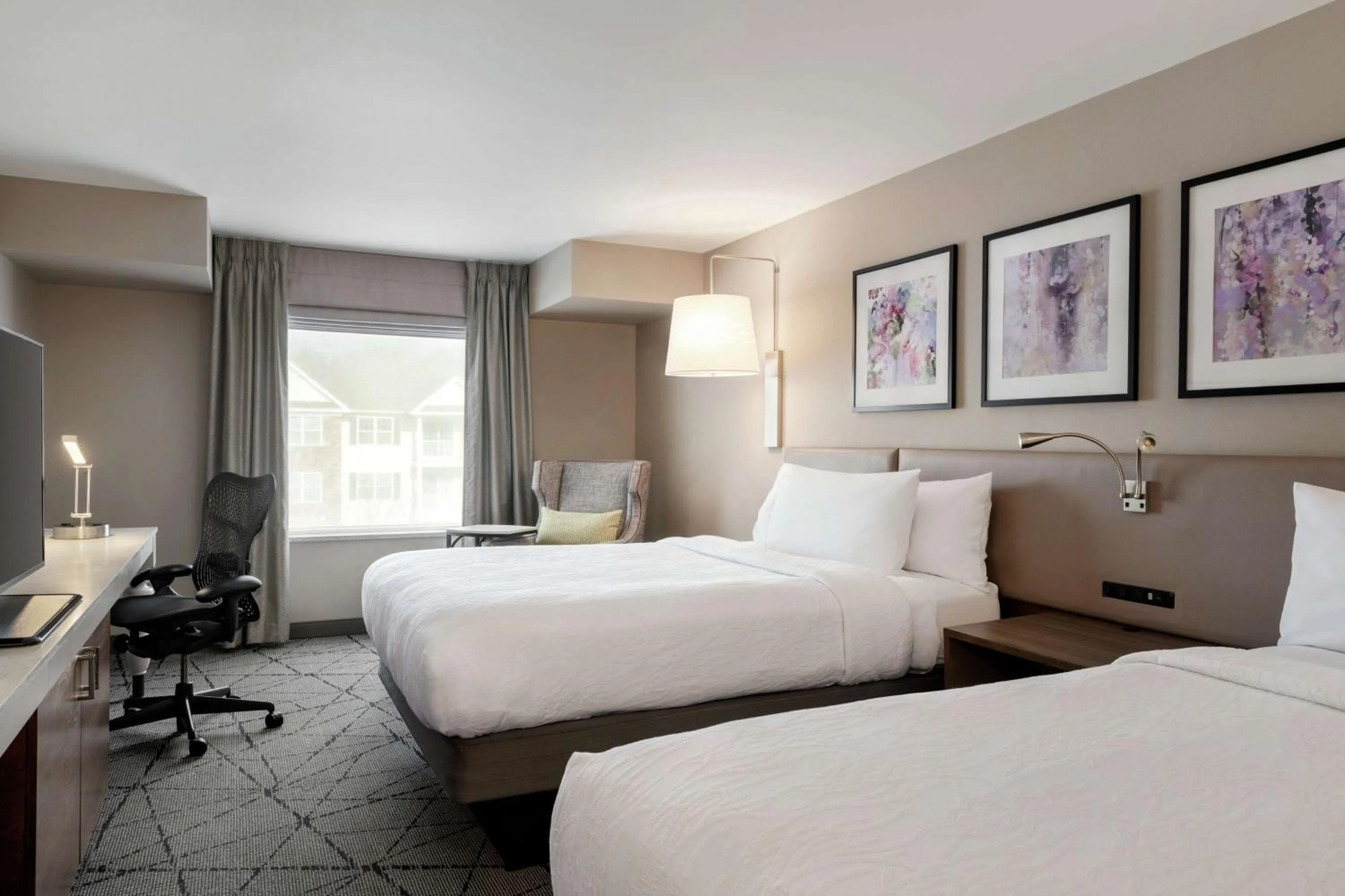 Bedroom, Bed in Hilton Garden Inn Springfield