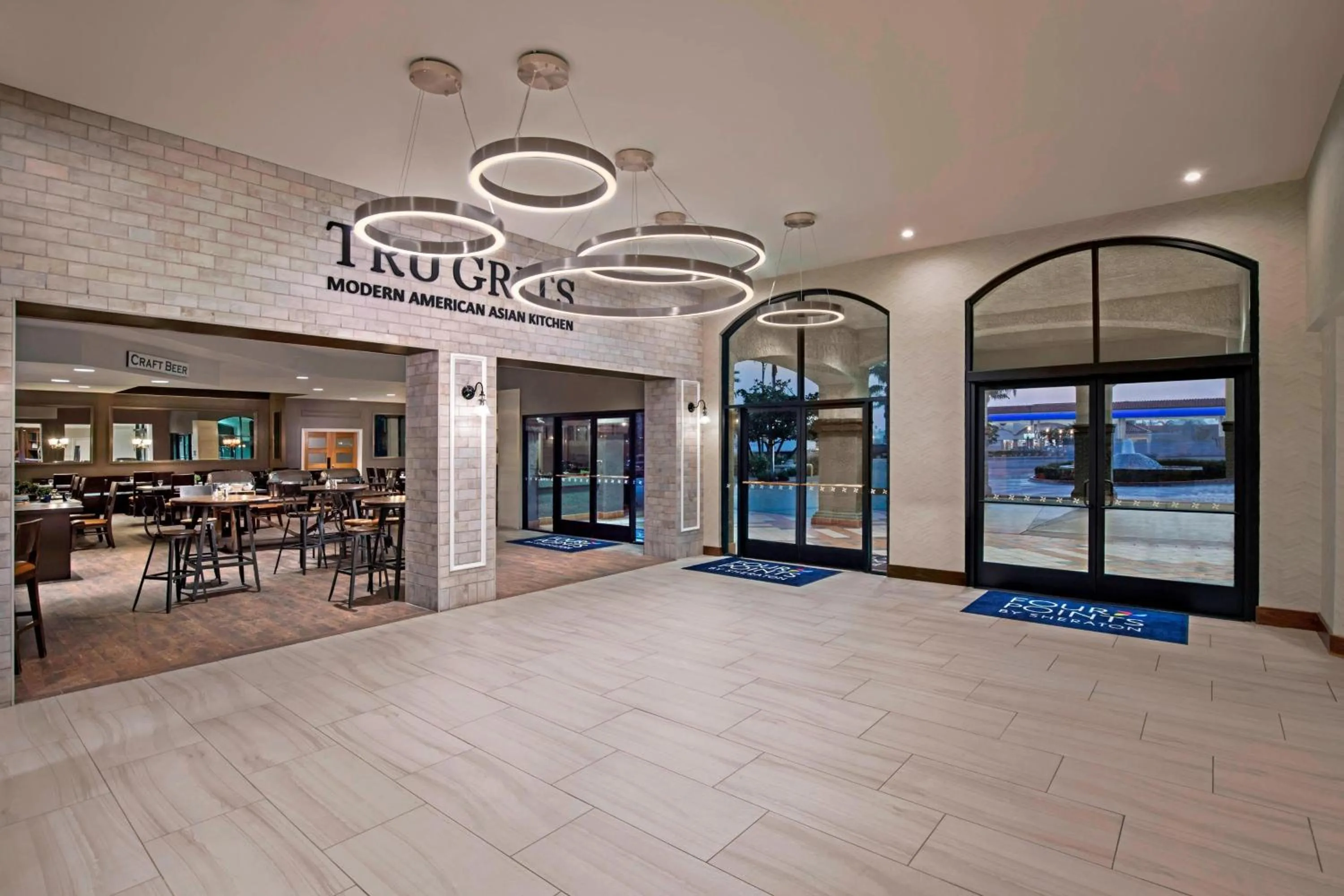 Lobby or reception in Four Points by Sheraton Anaheim