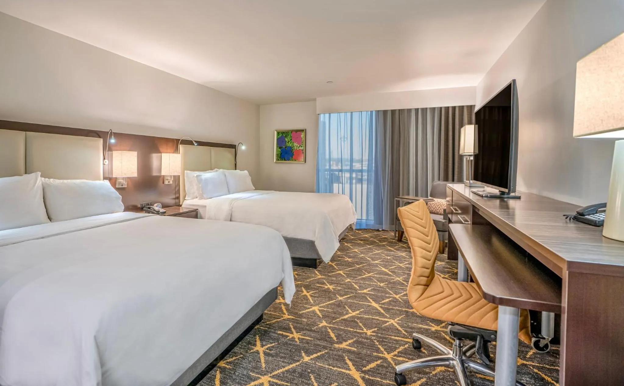 Photo of the whole room, Bed in Holiday Inn New Orleans-Downtown Superdome by IHG