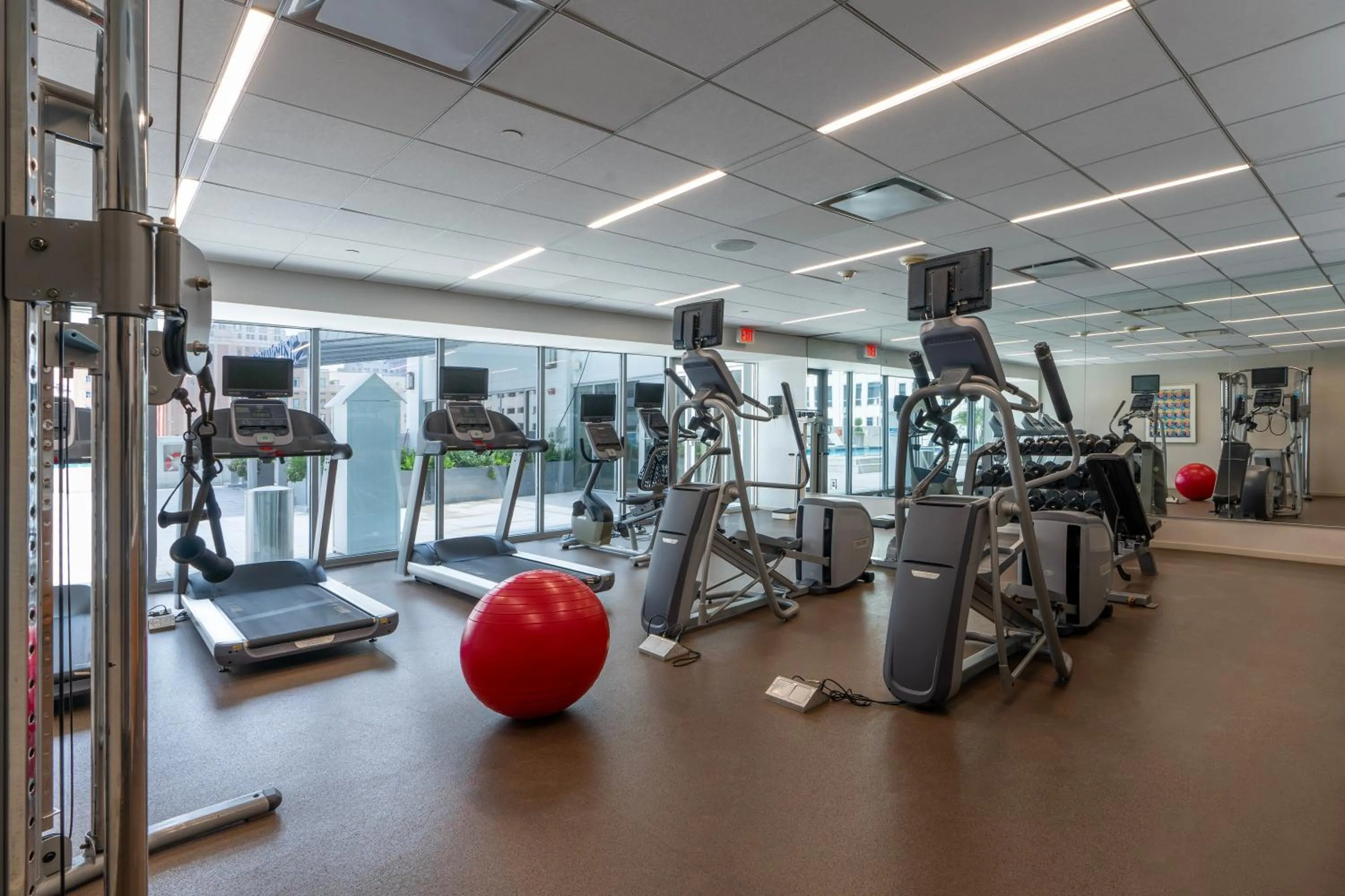 Fitness centre/facilities in Holiday Inn New Orleans-Downtown Superdome by IHG