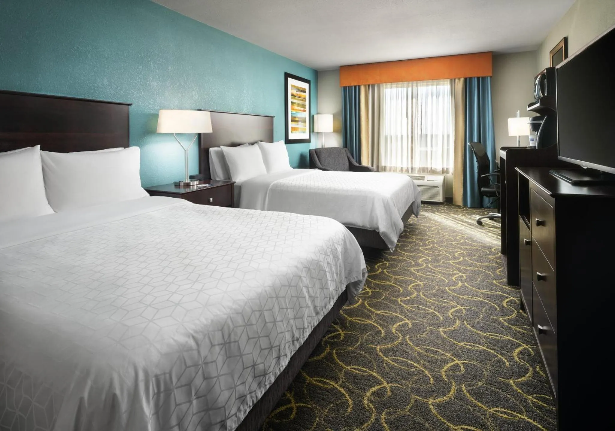 Photo of the whole room, Bed in Holiday Inn Express Hotel and Suites DFW-Grapevine by IHG