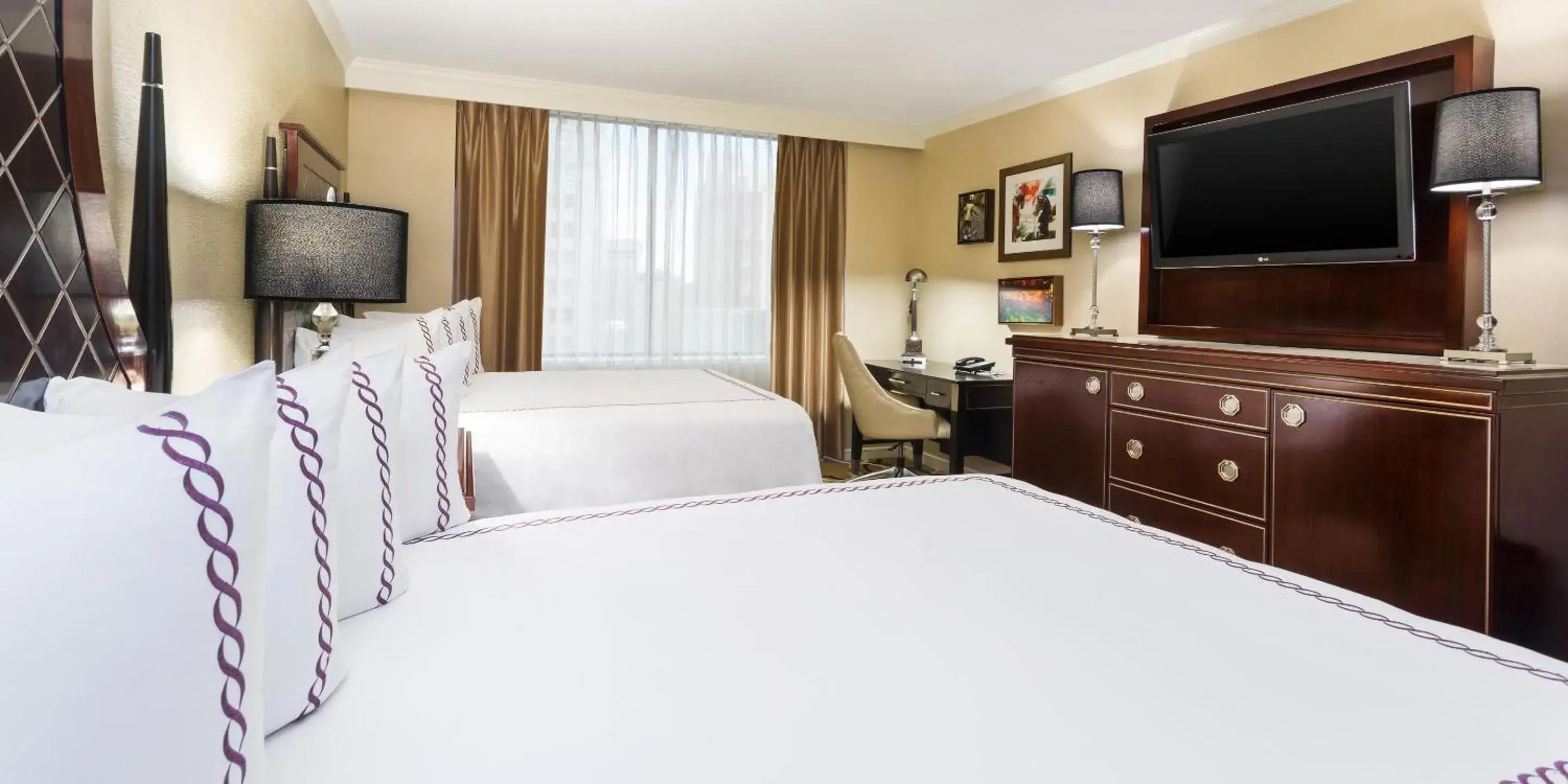 Classic Queen Room with Two Queen Beds in InterContinental New Orleans by IHG Classic Queen Room with Two Queen Beds in InterContinental New Orleans by IHG