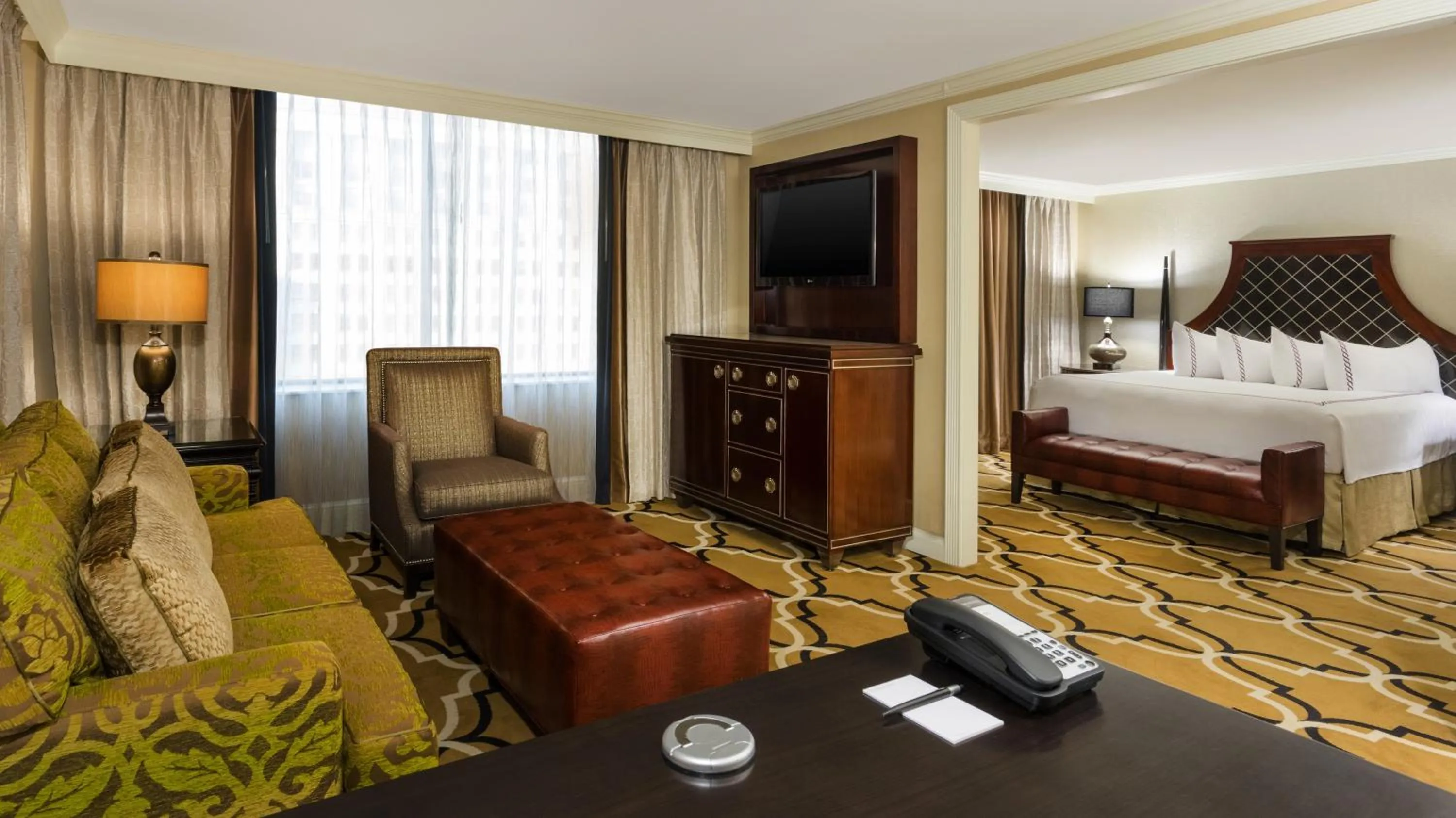 Photo of the whole room, Bed in InterContinental New Orleans by IHG
