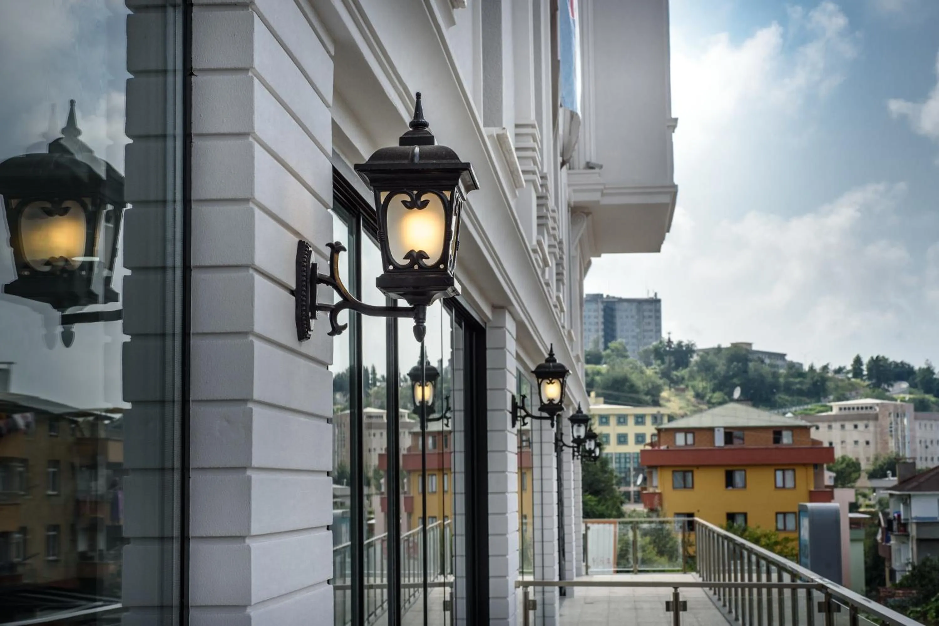 Balcony/Terrace in White House Hotel